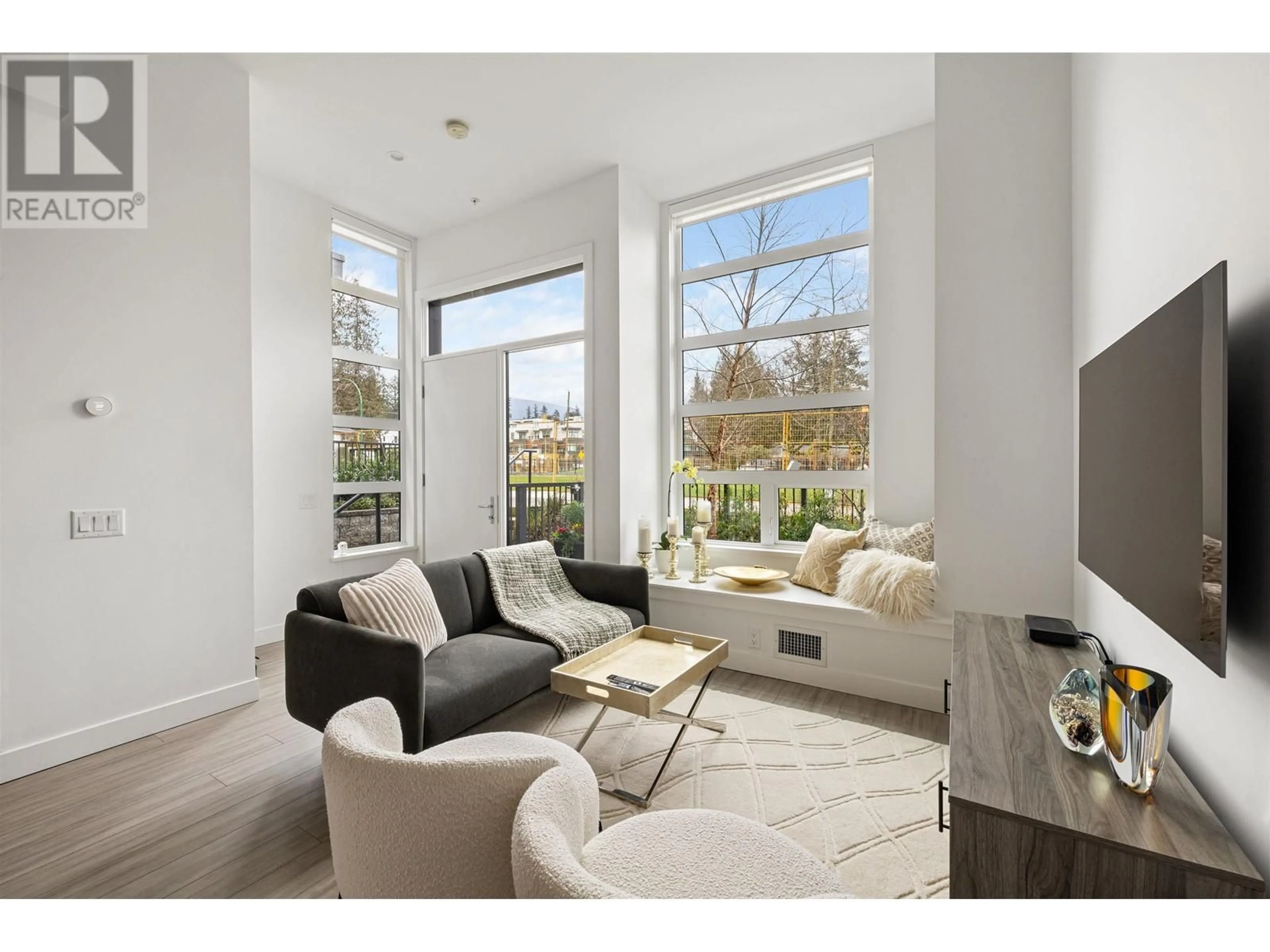 Living room with furniture, unknown for 148 - 2060 CURLING ROAD, North Vancouver British Columbia V7P0E1