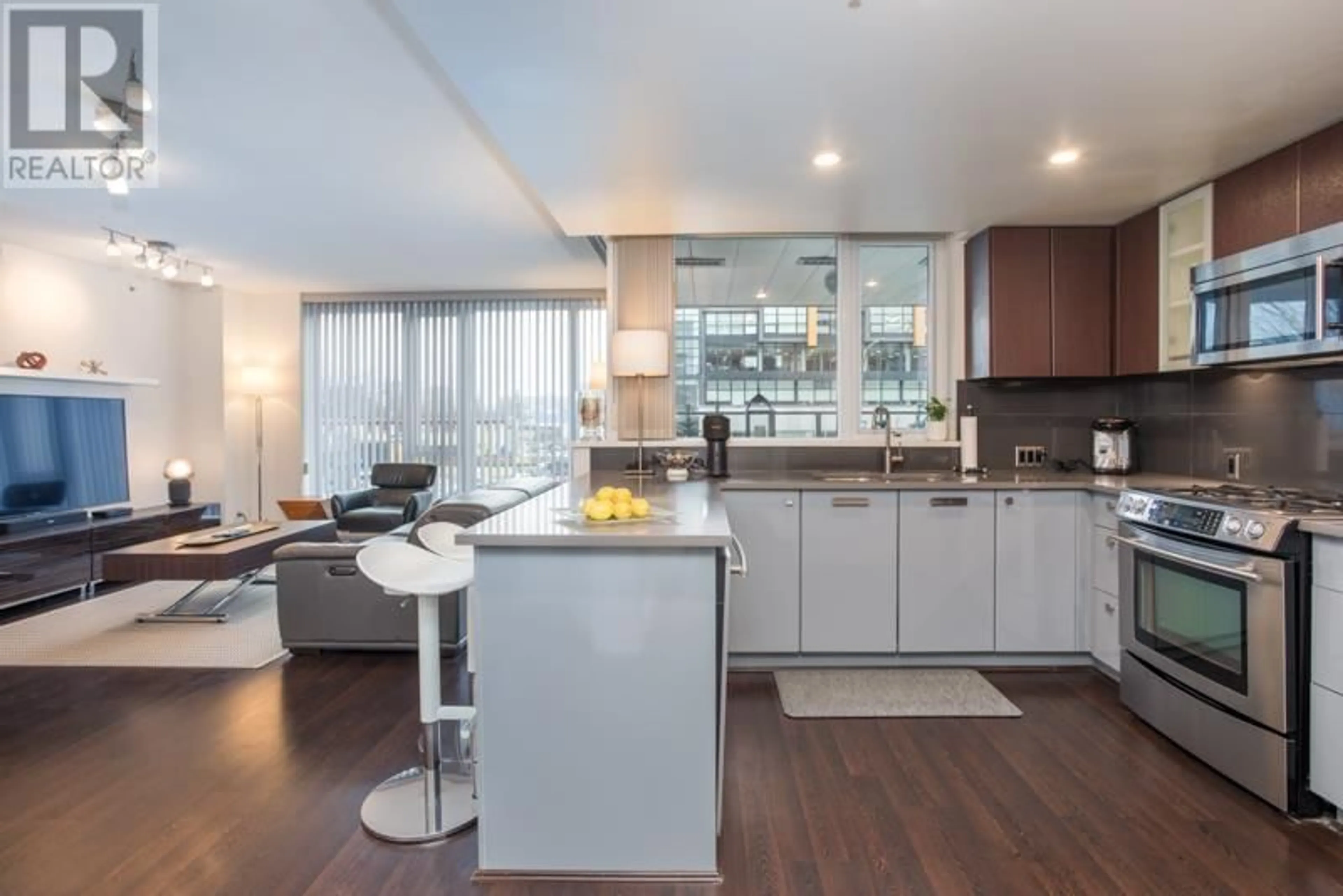 Open concept kitchen, wood/laminate floor for 3001 8080 GRANVILLE AVENUE, Richmond British Columbia V6Y1P3