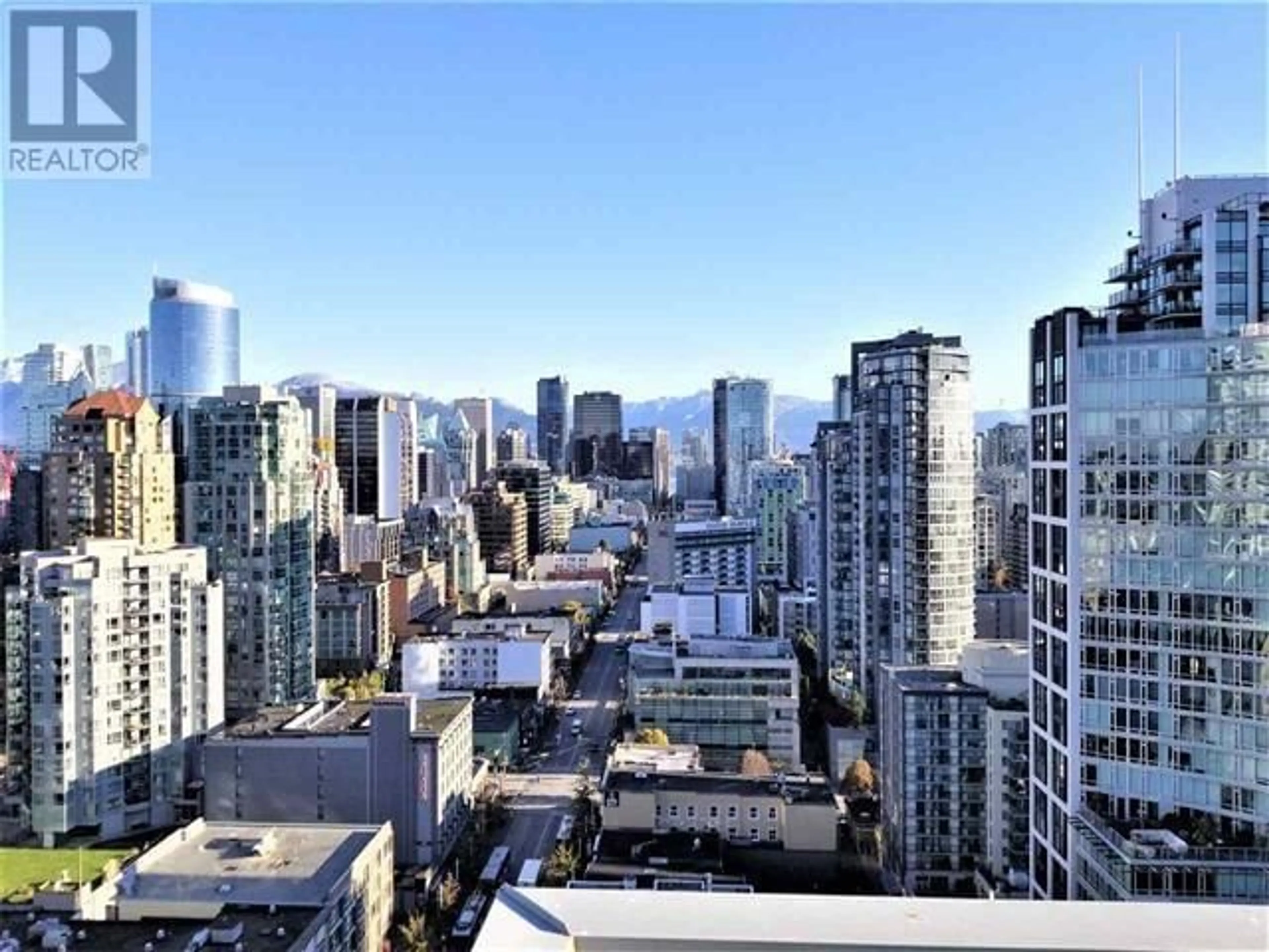 A pic from outside/outdoor area/front of a property/back of a property/a pic from drone, city buildings view from balcony for 1002 - 1325 ROLSTON STREET, Vancouver British Columbia V6B0M2