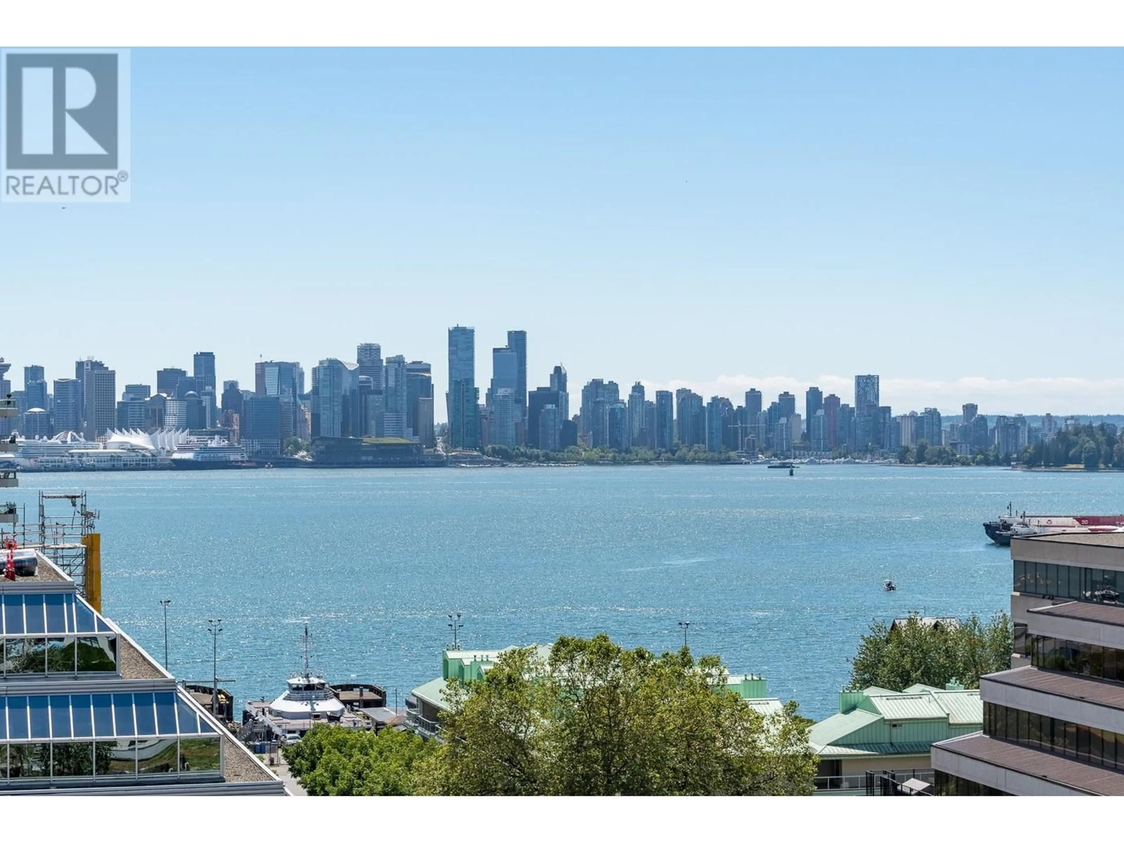 Unknown for 810 - 175 1ST STREET, North Vancouver British Columbia V7M3N9