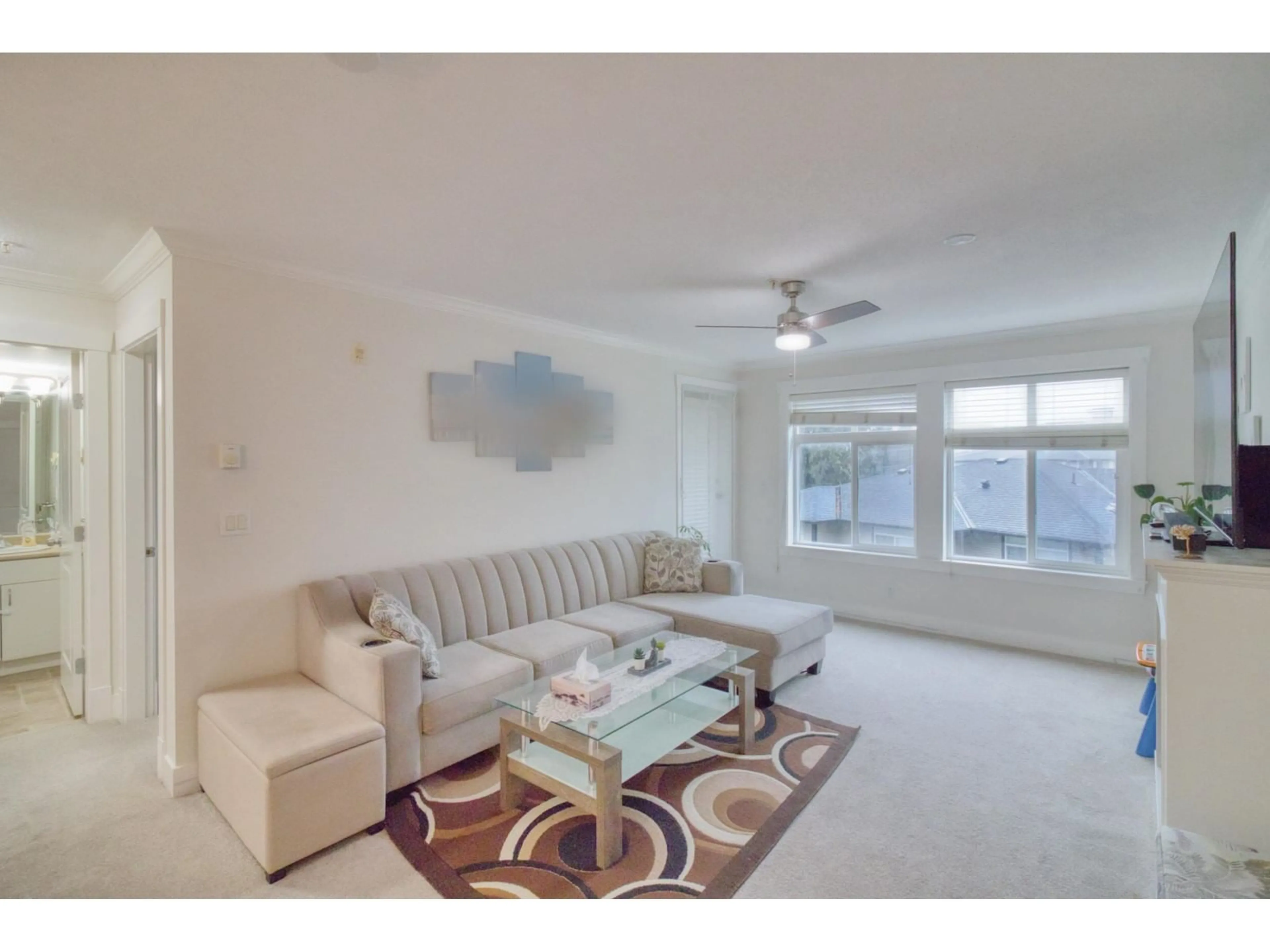 Living room with furniture, unknown for 307 - 33255 OLD YALE, Abbotsford British Columbia V2S8R2