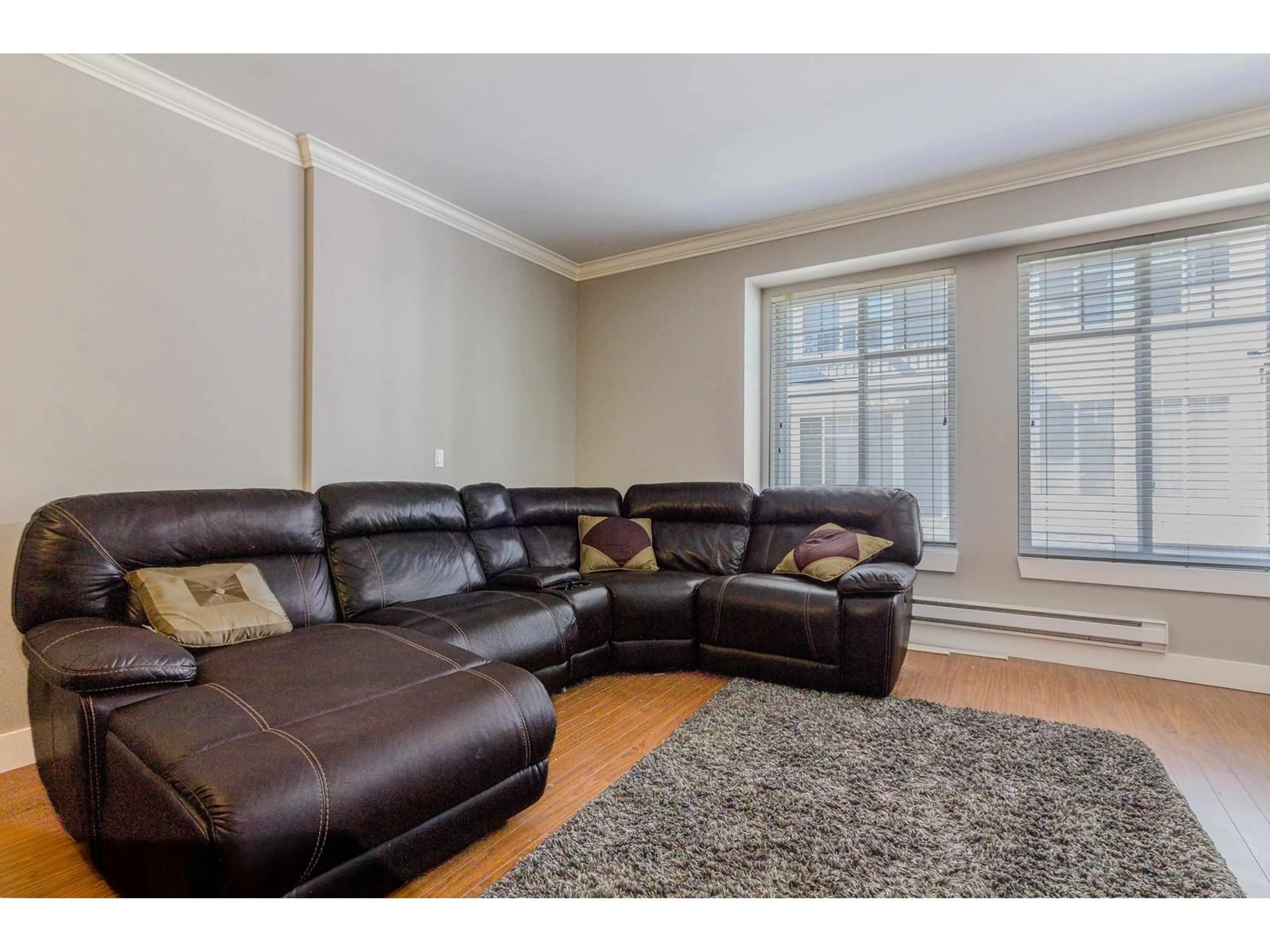 Living room with furniture, unknown for 25 7156 144 STREET, Surrey British Columbia V3W1V5