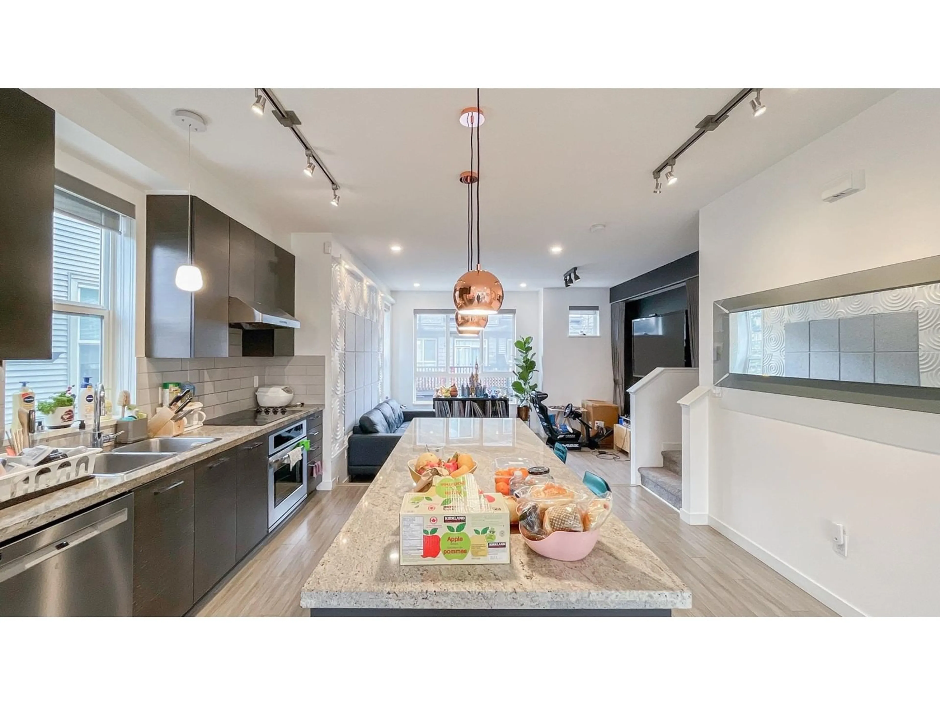 Open concept kitchen, unknown for 81 10489 DELSOM CRESCENT, Delta British Columbia V4C0B9