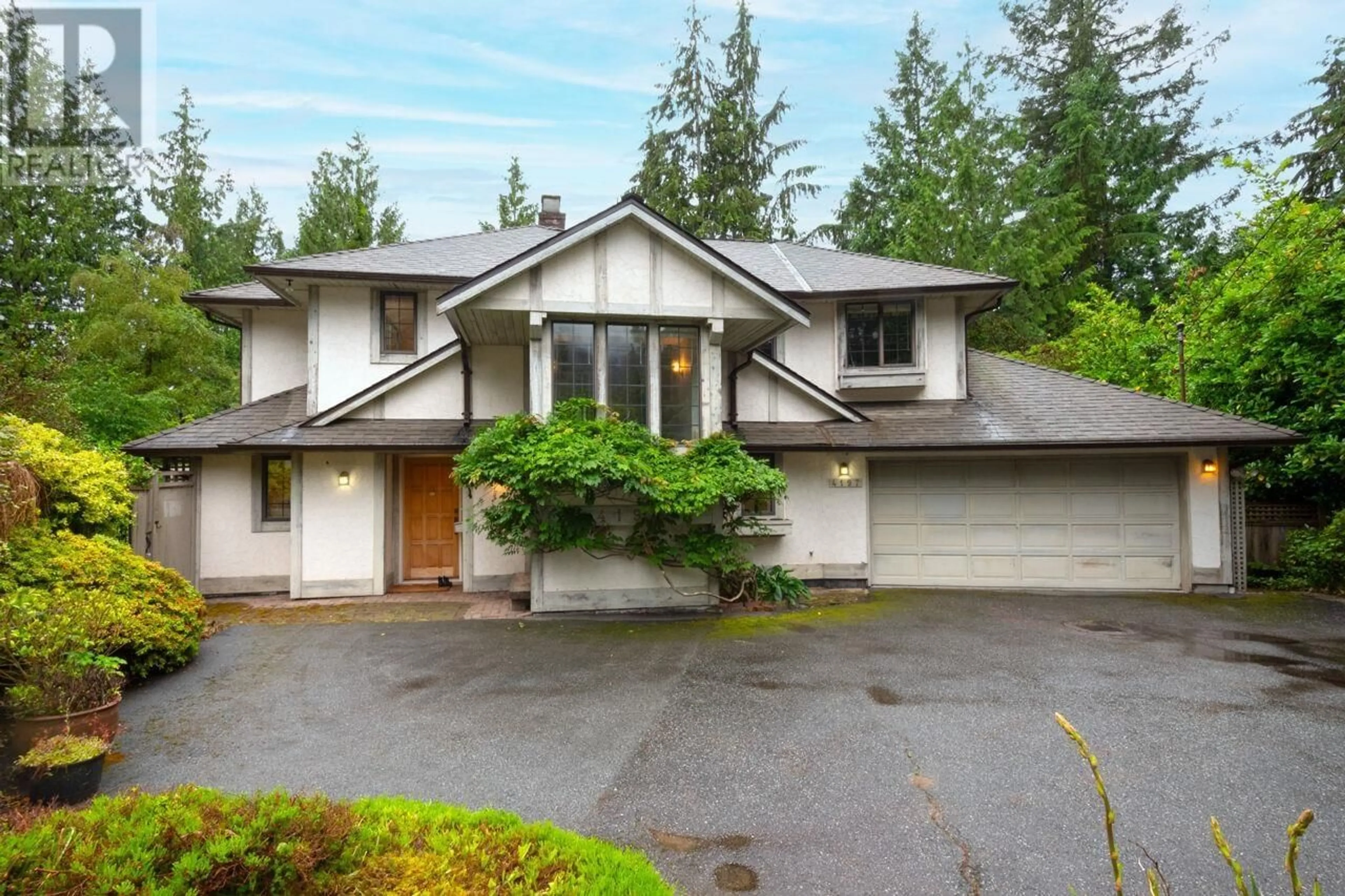 Unknown for 4197 VIRGINIA CRESCENT, North Vancouver British Columbia V7R3Z7