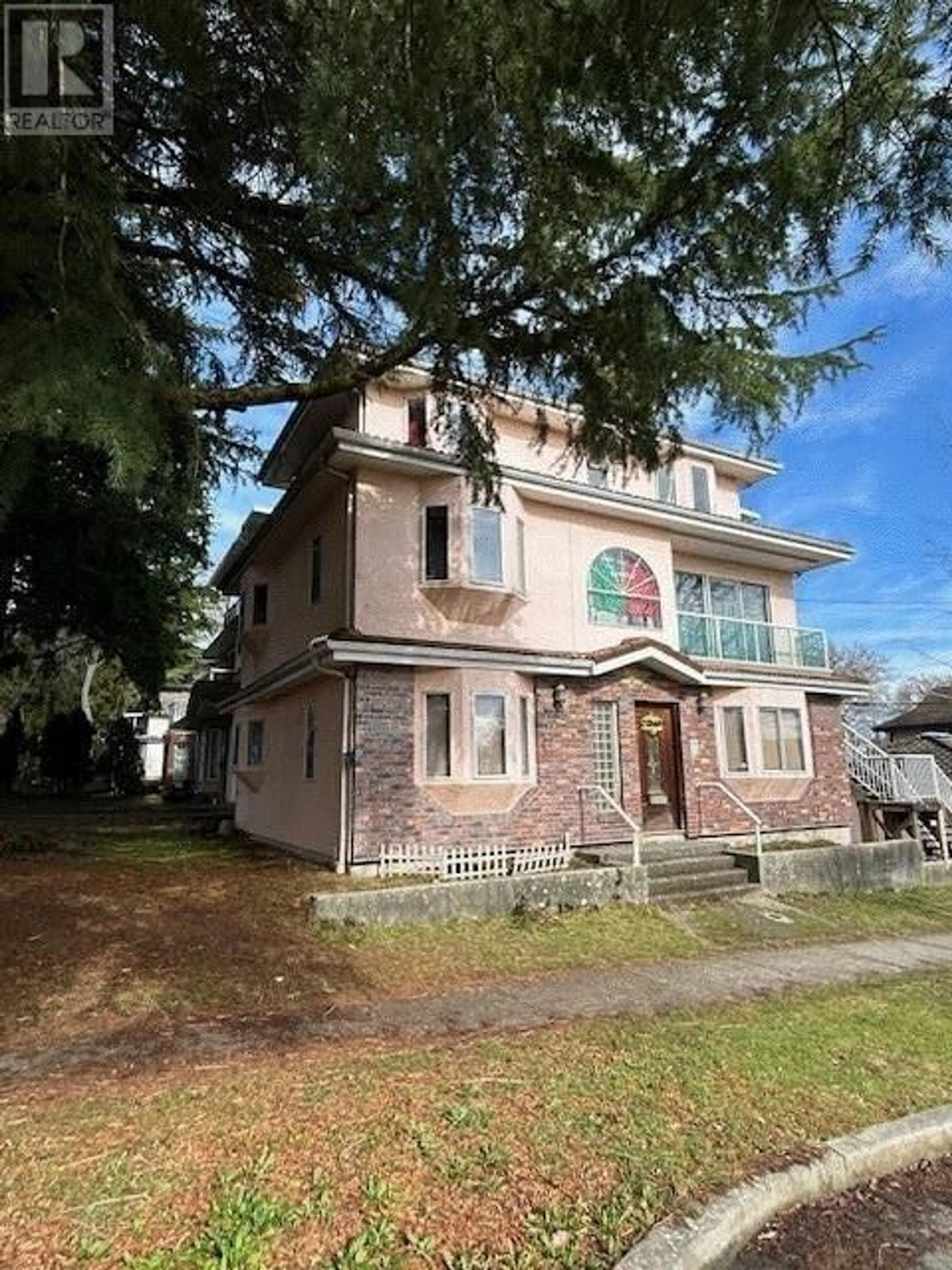Unknown for 3 43RD AVENUE, Vancouver British Columbia V5W1S7