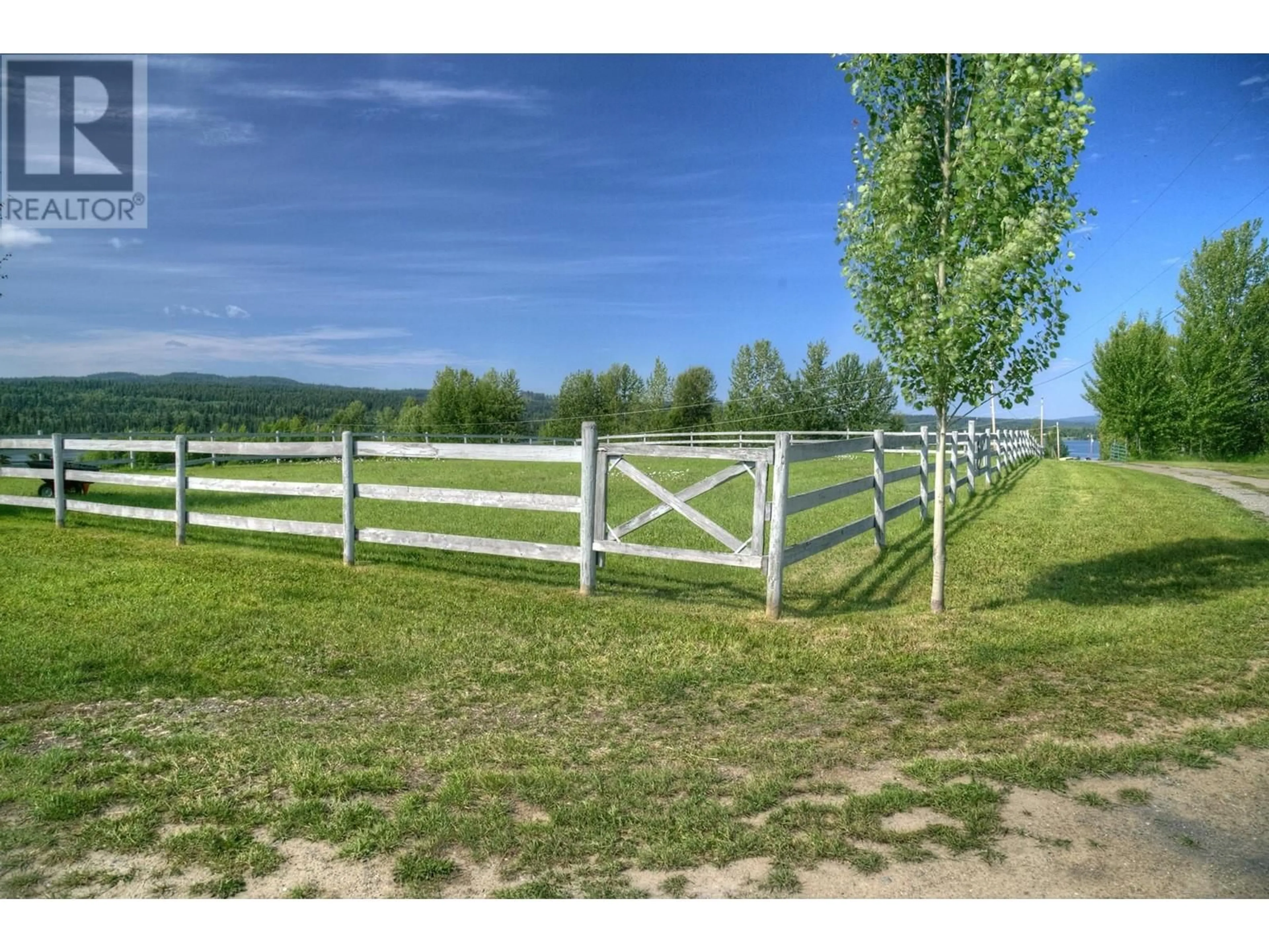 A pic from outside/outdoor area/front of a property/back of a property/a pic from drone, water/lake/river/ocean view for 4258 SPUR ROAD, Williams Lake British Columbia V0L1G0