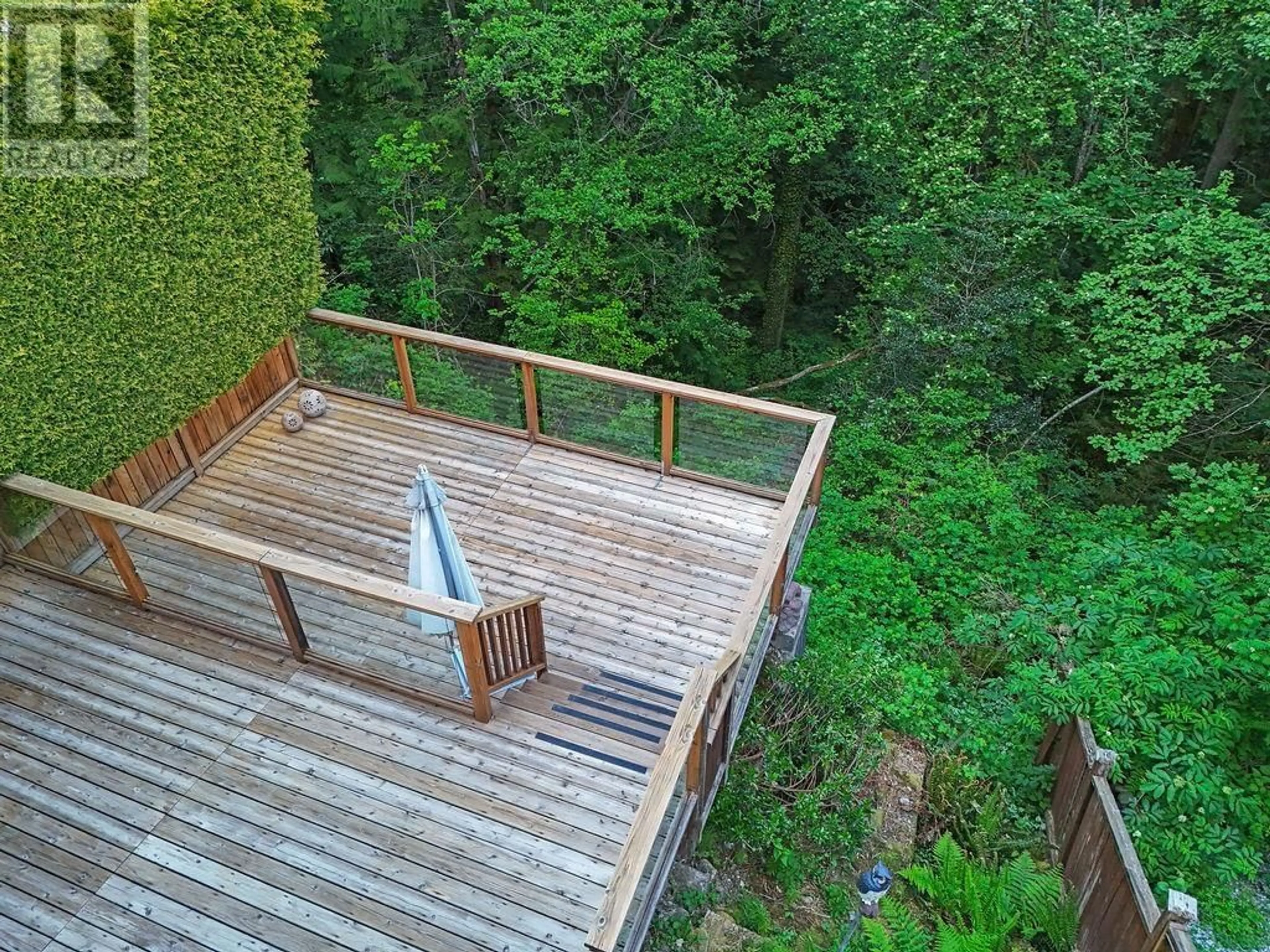 A pic from outside/outdoor area/front of a property/back of a property/a pic from drone, forest/trees view for 3998 PHYLLIS ROAD, North Vancouver British Columbia V7K2V1