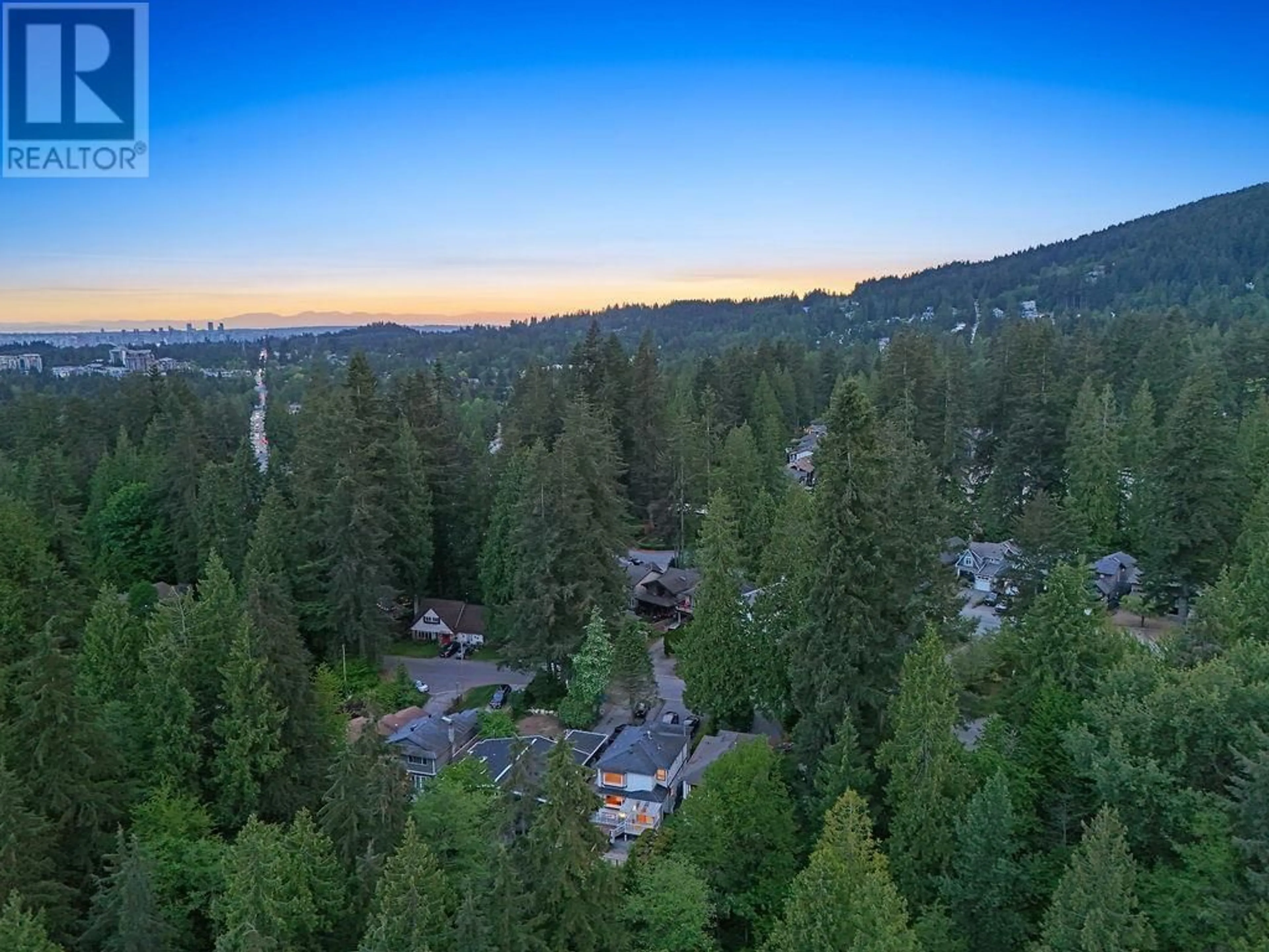 A pic from outside/outdoor area/front of a property/back of a property/a pic from drone, forest/trees view for 3998 PHYLLIS ROAD, North Vancouver British Columbia V7K2V1