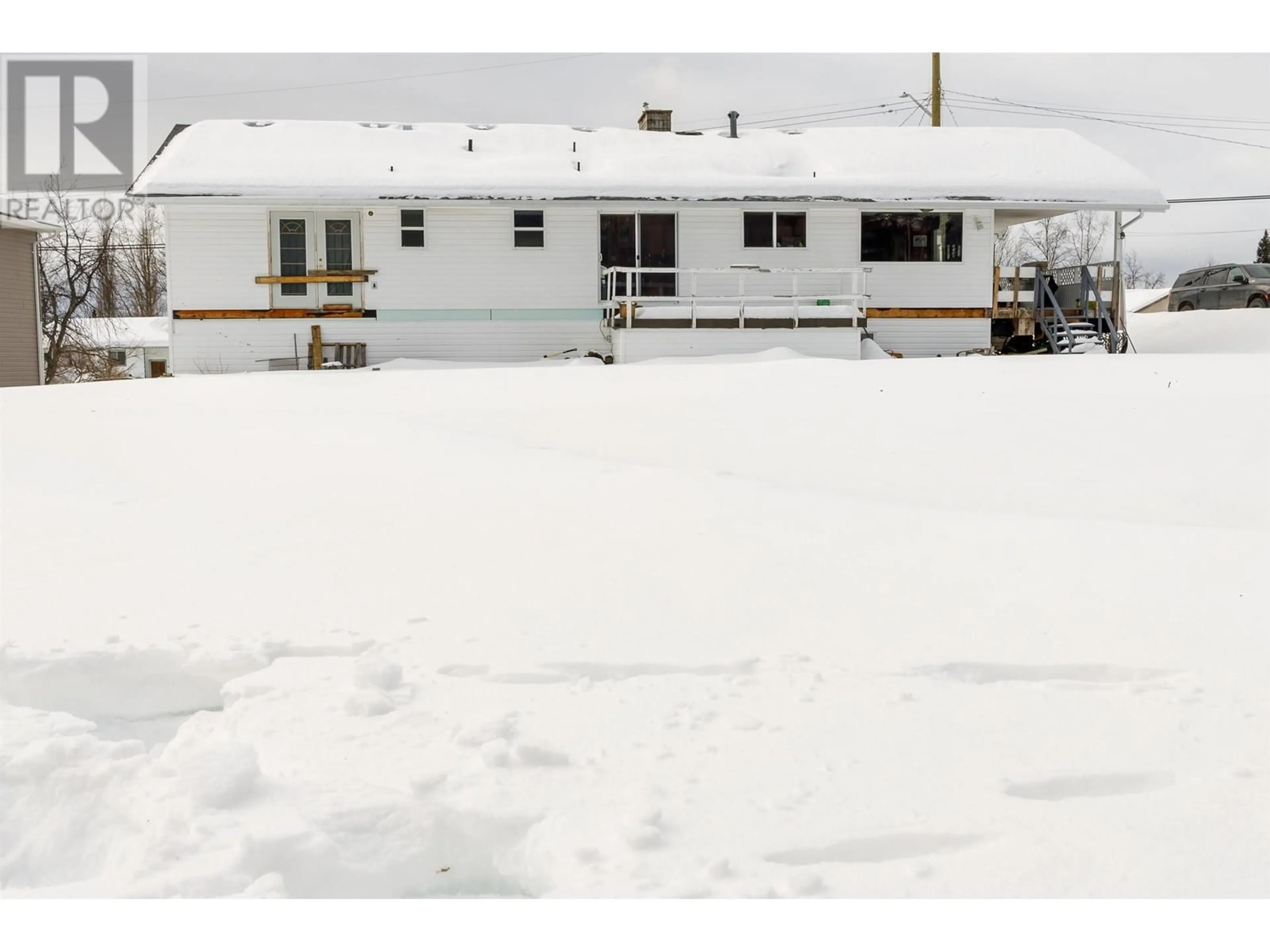 A pic from outside/outdoor area/front of a property/back of a property/a pic from drone, unknown for 226 CENTENNIAL DRIVE, Mackenzie British Columbia V0J2C0