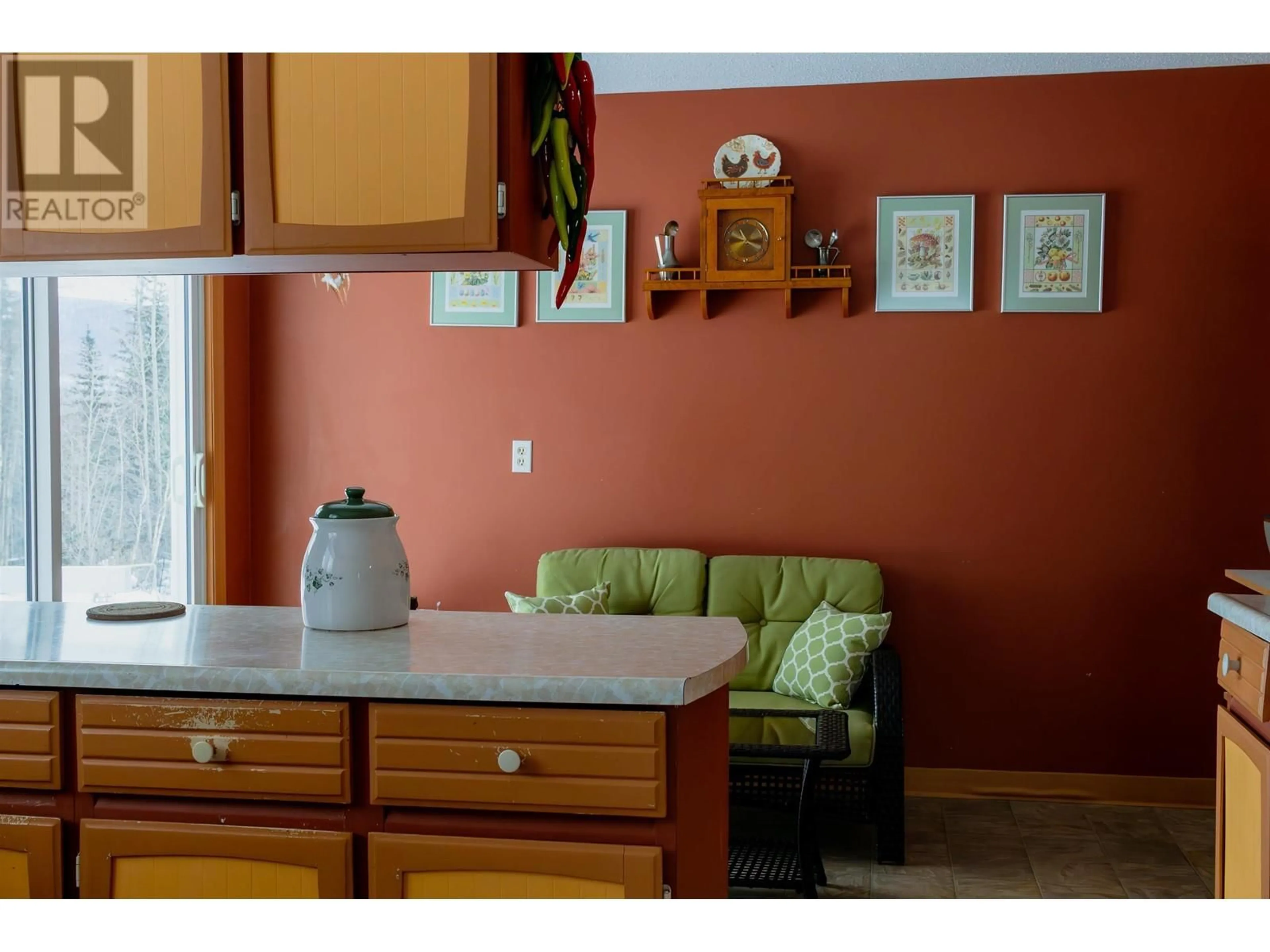 Standard kitchen, unknown for 226 CENTENNIAL DRIVE, Mackenzie British Columbia V0J2C0