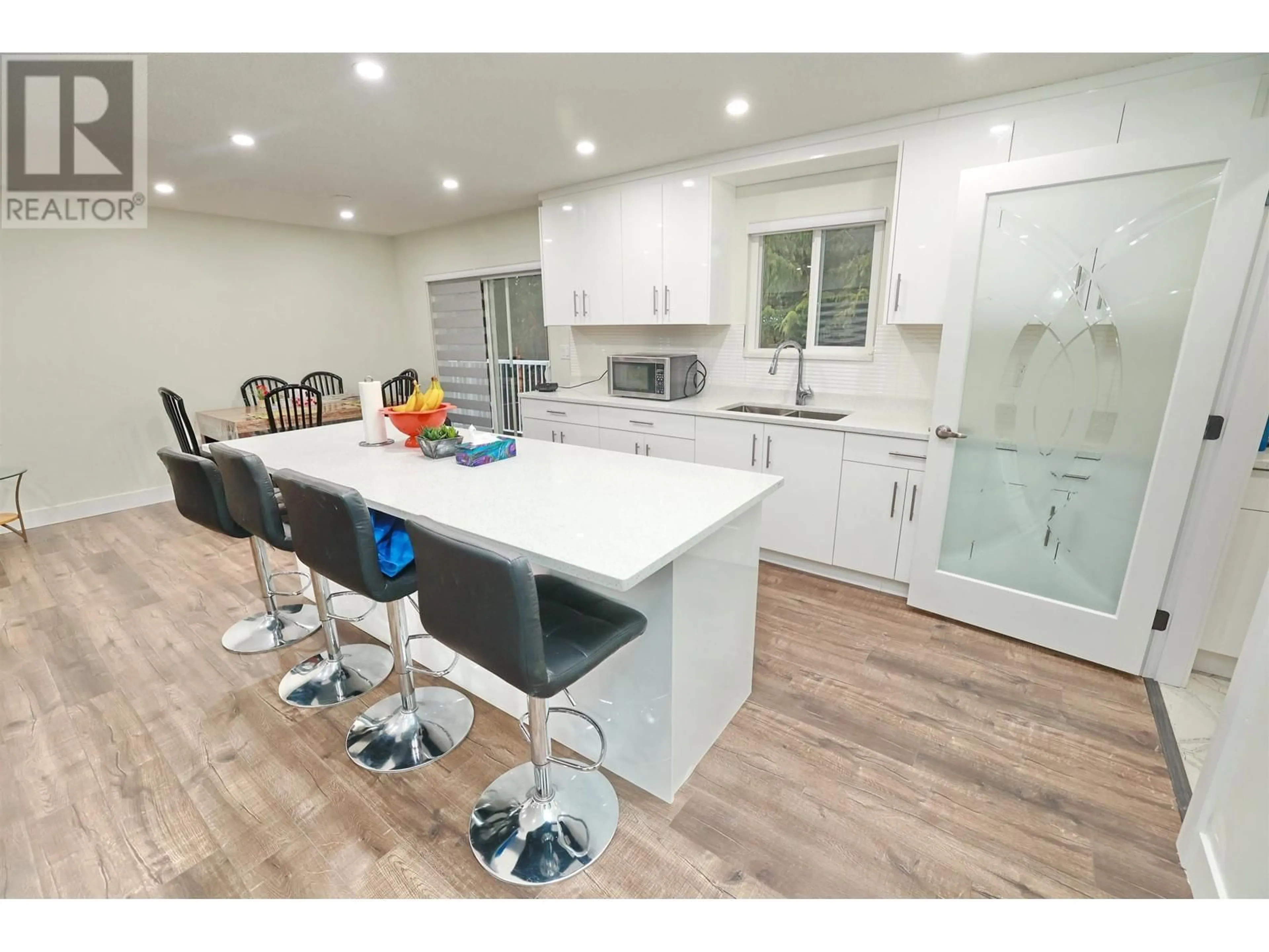 Open concept kitchen, unknown for 11697 272 STREET, Maple Ridge British Columbia V2W1N1