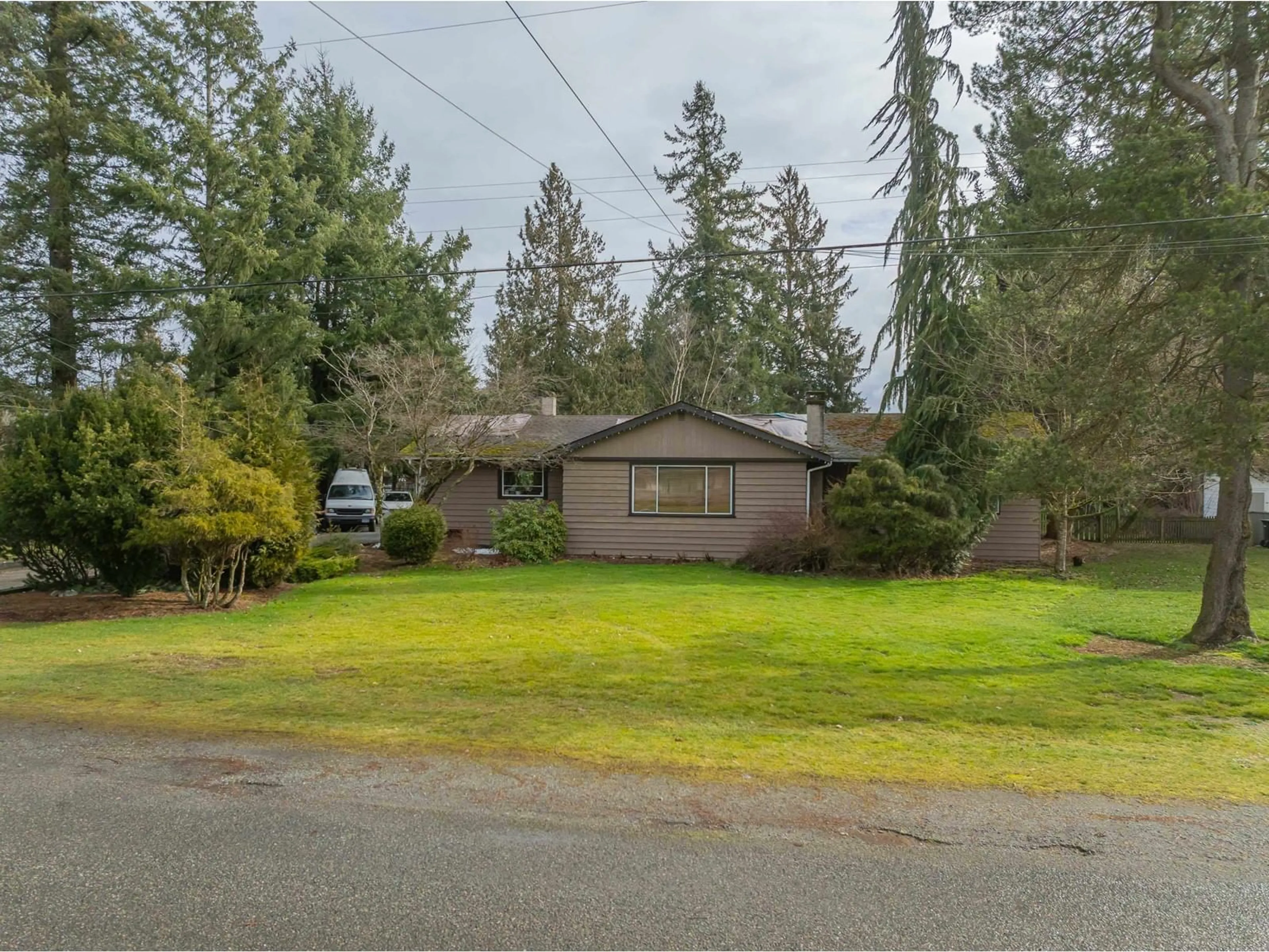 A pic from outside/outdoor area/front of a property/back of a property/a pic from drone, street for 4602 238 STREET, Langley British Columbia V2Z2S9