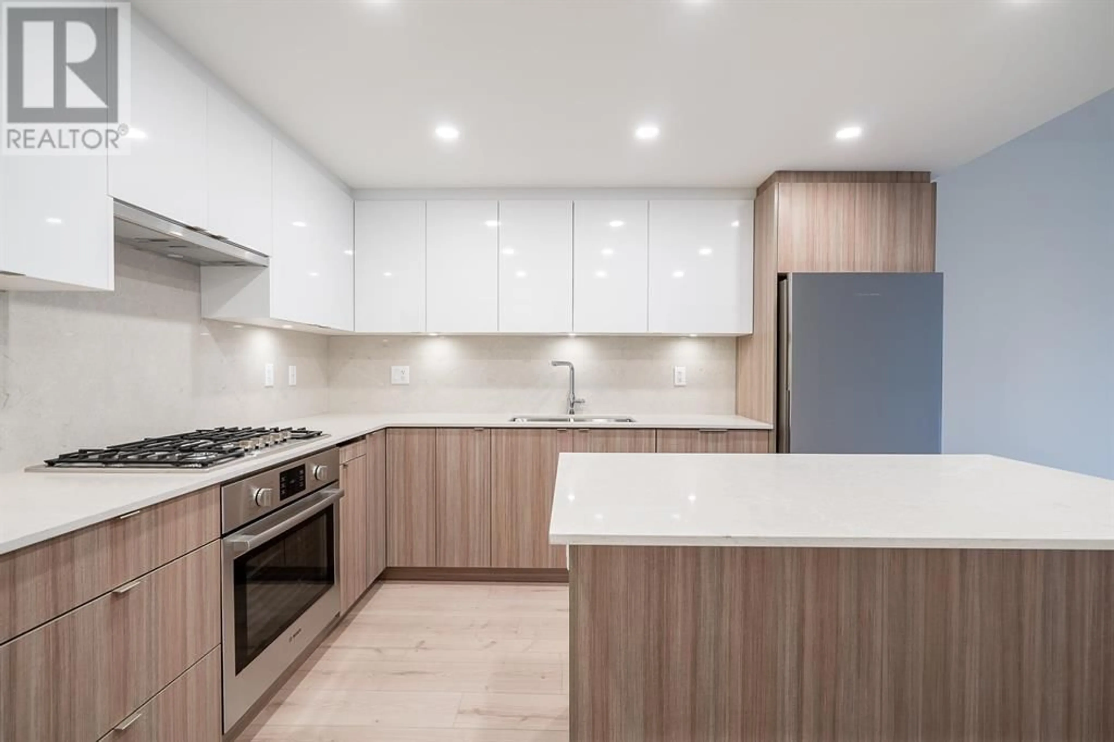 Contemporary kitchen, unknown for 101 - 8428 PARK ROAD, Richmond British Columbia V6Y0K1