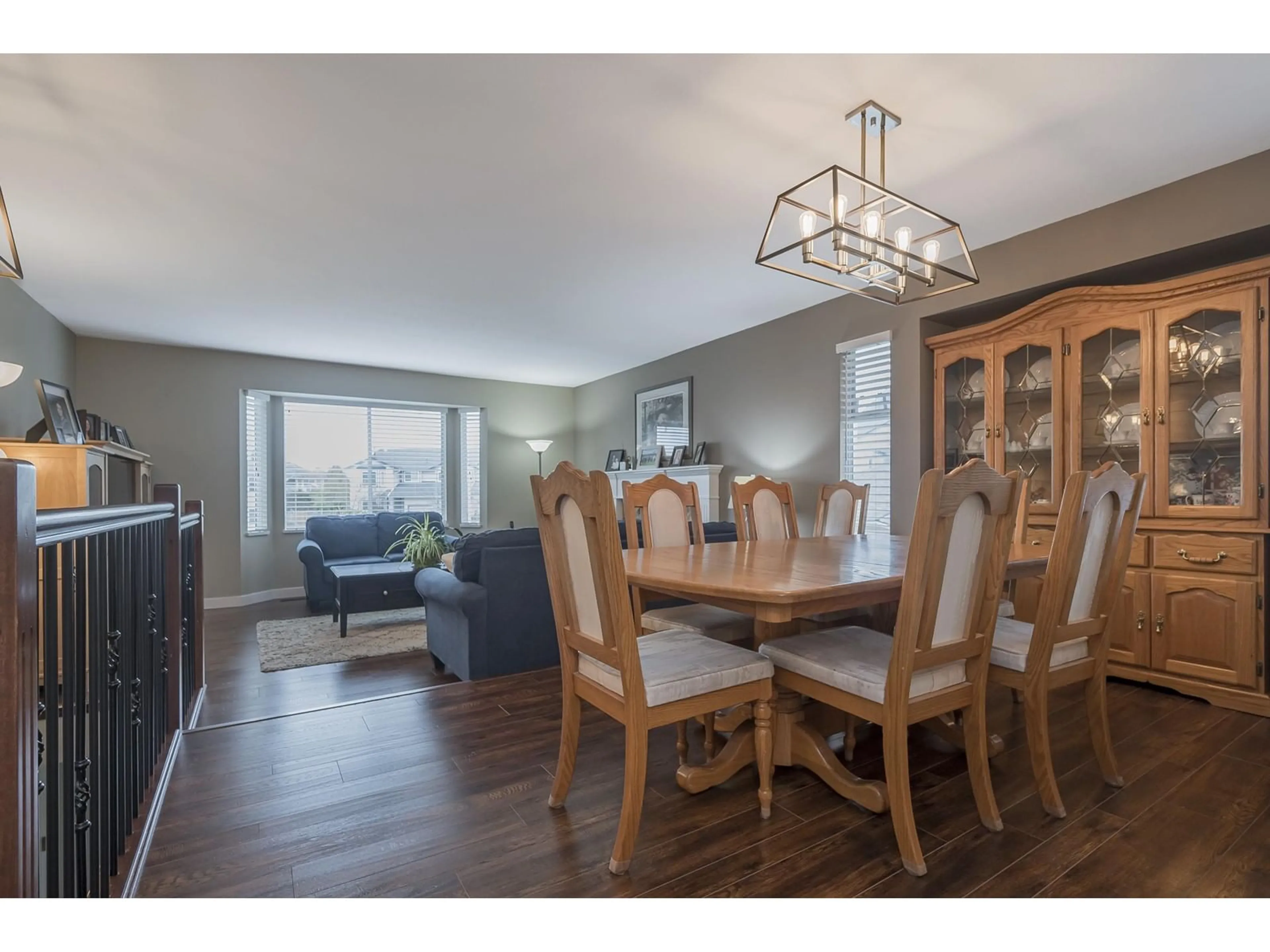 Dining room, wood/laminate floor for 8076 157A STREET, Surrey British Columbia V4N0S6