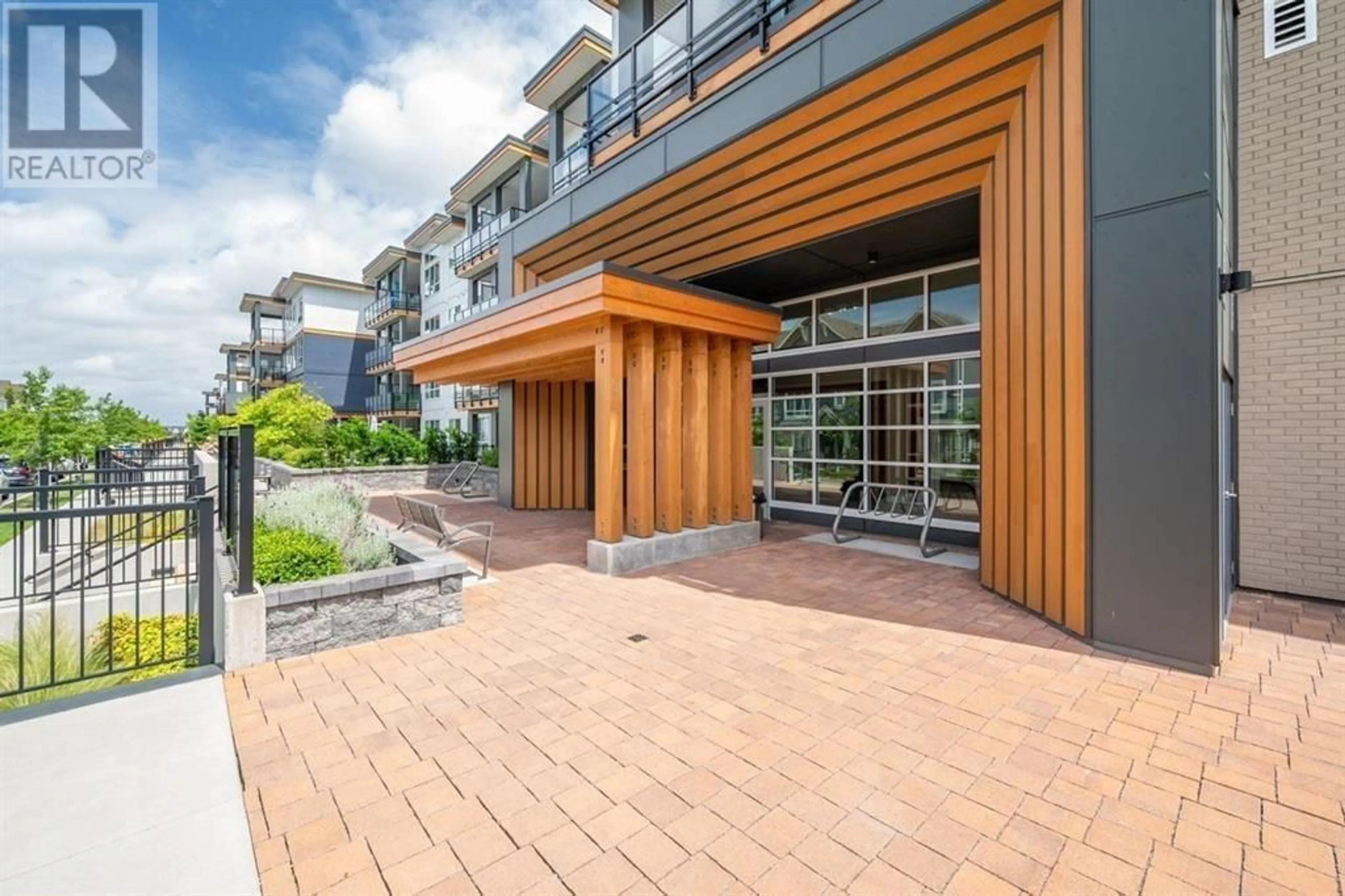 Patio, unknown for 326 1792 STARLING DRIVE, Tsawwassen British Columbia V4M0E4