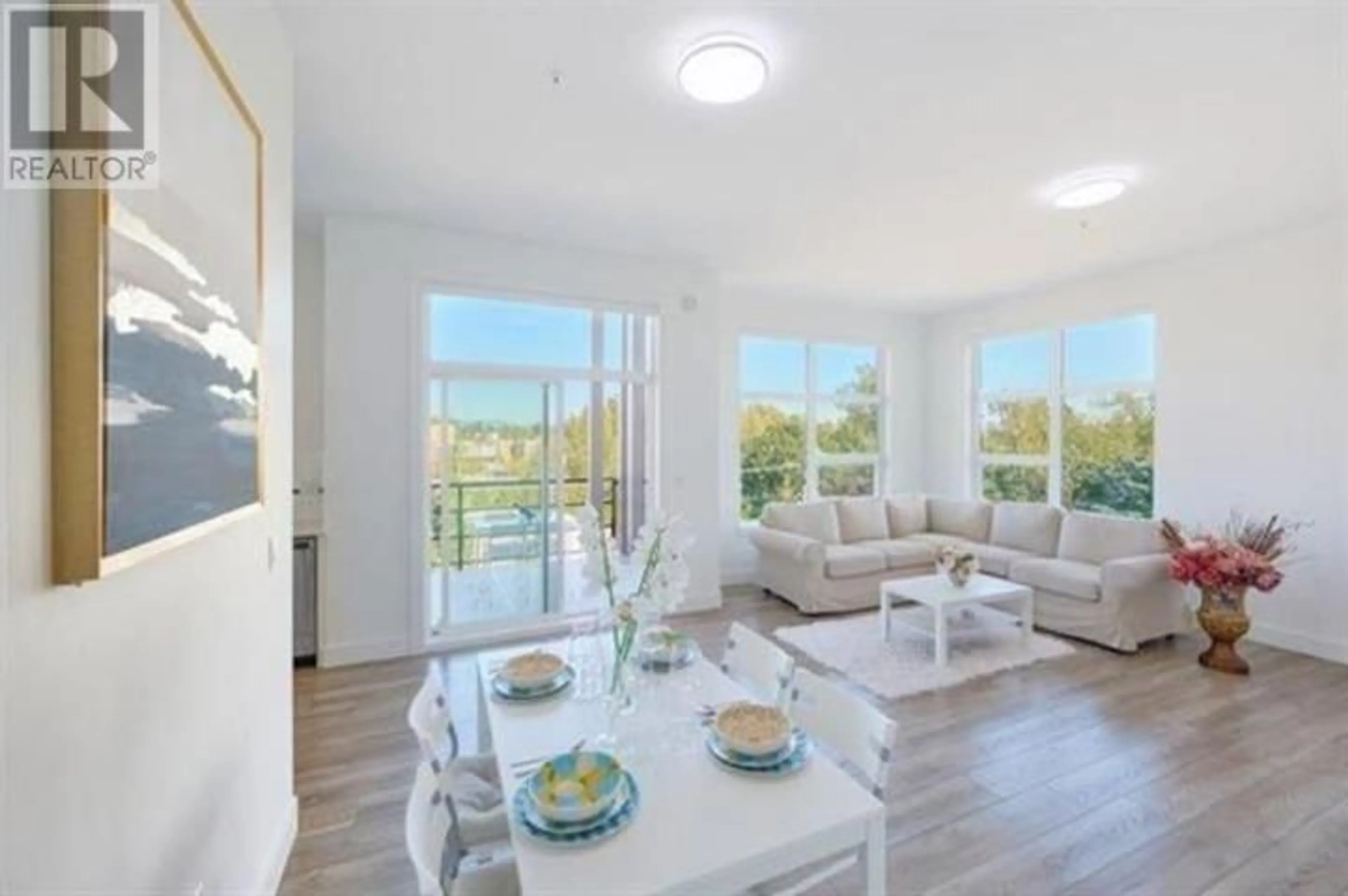 Unknown for 503 - 22577 ROYAL CRESCENT, Maple Ridge British Columbia V2X2M2