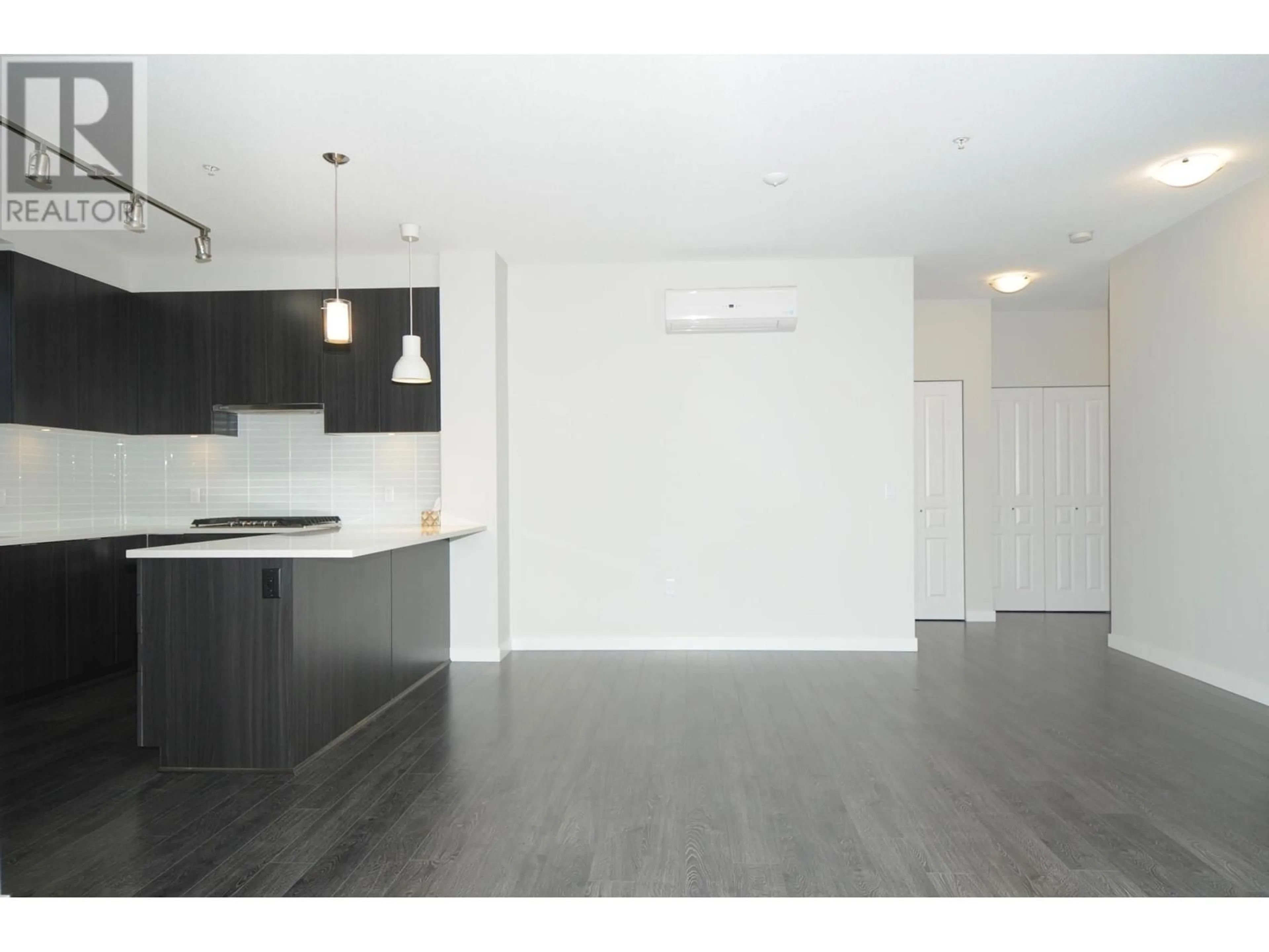 Unknown for 305 - 9388 TOMICKI AVENUE, Richmond British Columbia V6X0P1