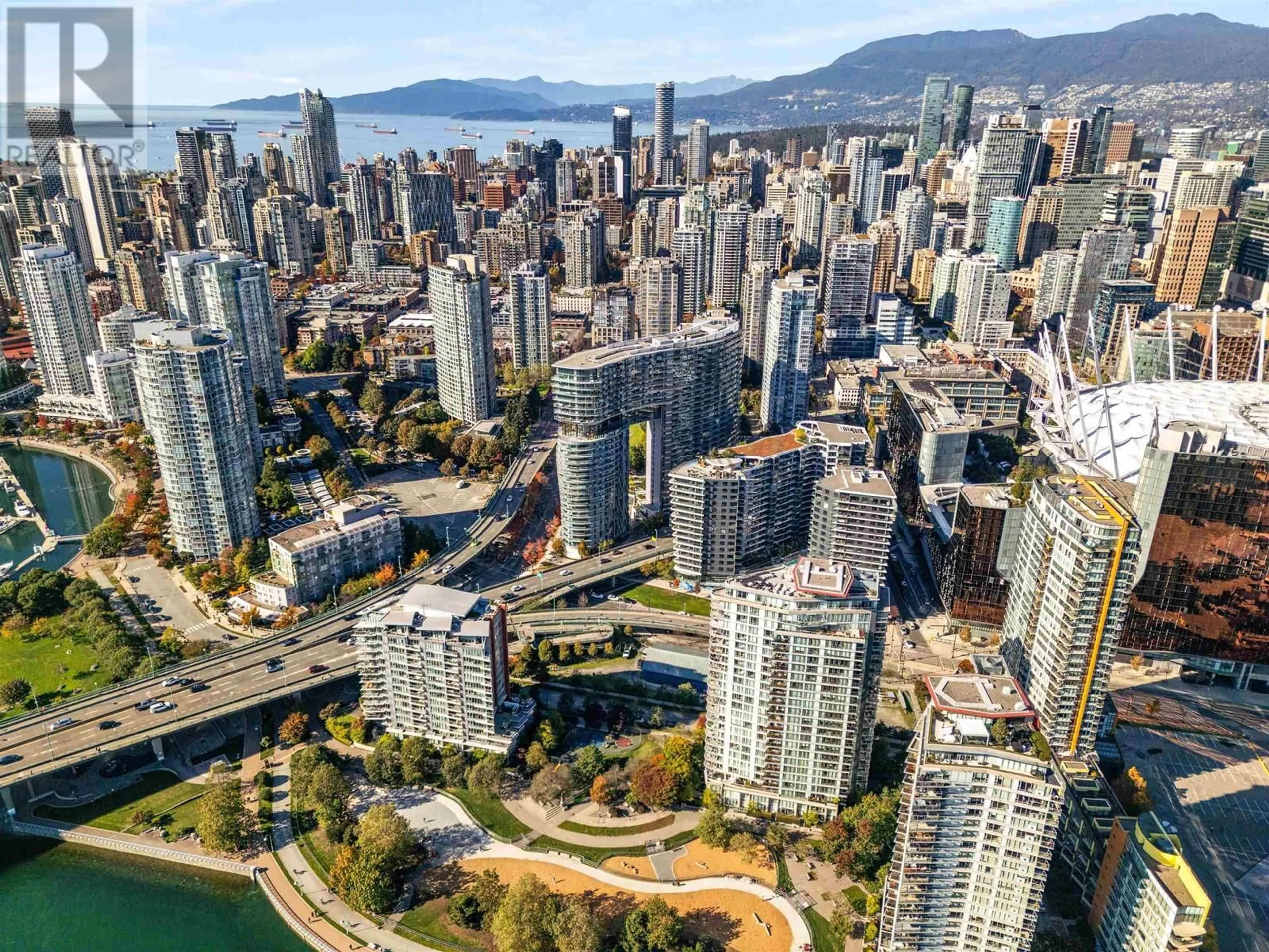 A pic from outside/outdoor area/front of a property/back of a property/a pic from drone, city buildings view from balcony for 1603 939 EXPO BOULEVARD, Vancouver British Columbia V6Z3G7