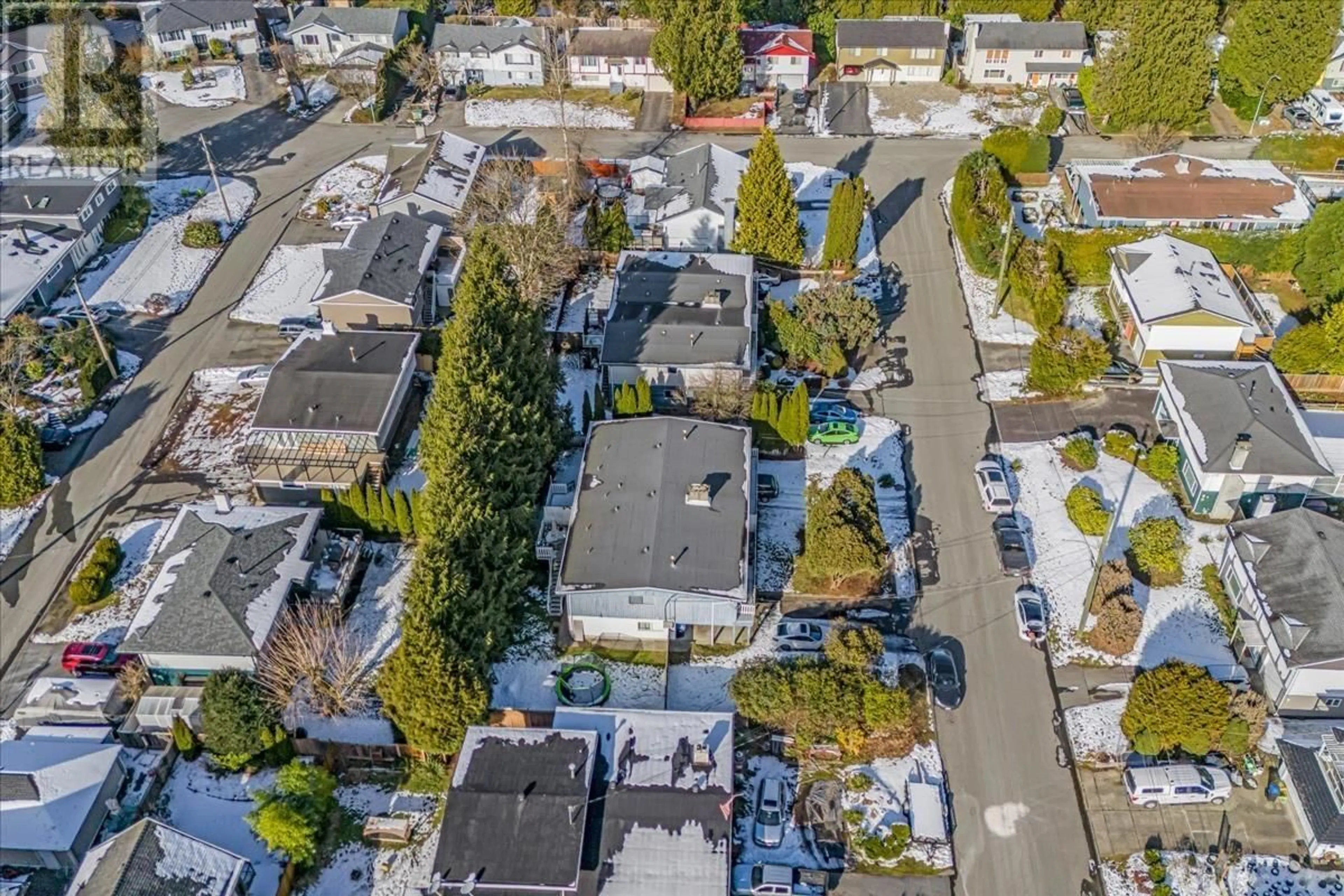 A pic from outside/outdoor area/front of a property/back of a property/a pic from drone, street for 3523 CARLISLE STREET, Port Coquitlam British Columbia V3B4M1