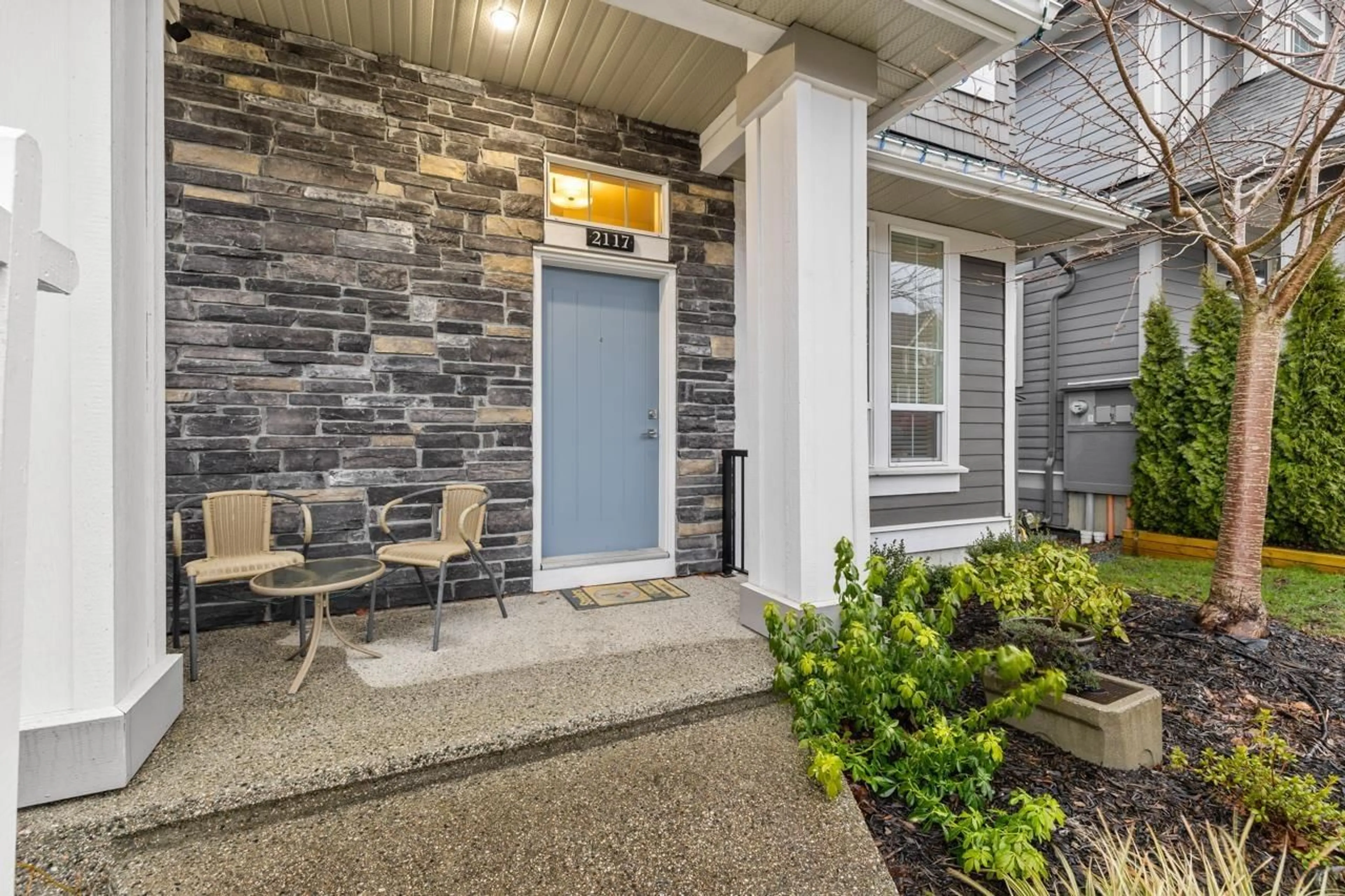 Indoor entryway for 2117 165B STREET, Surrey British Columbia V3Z0V6