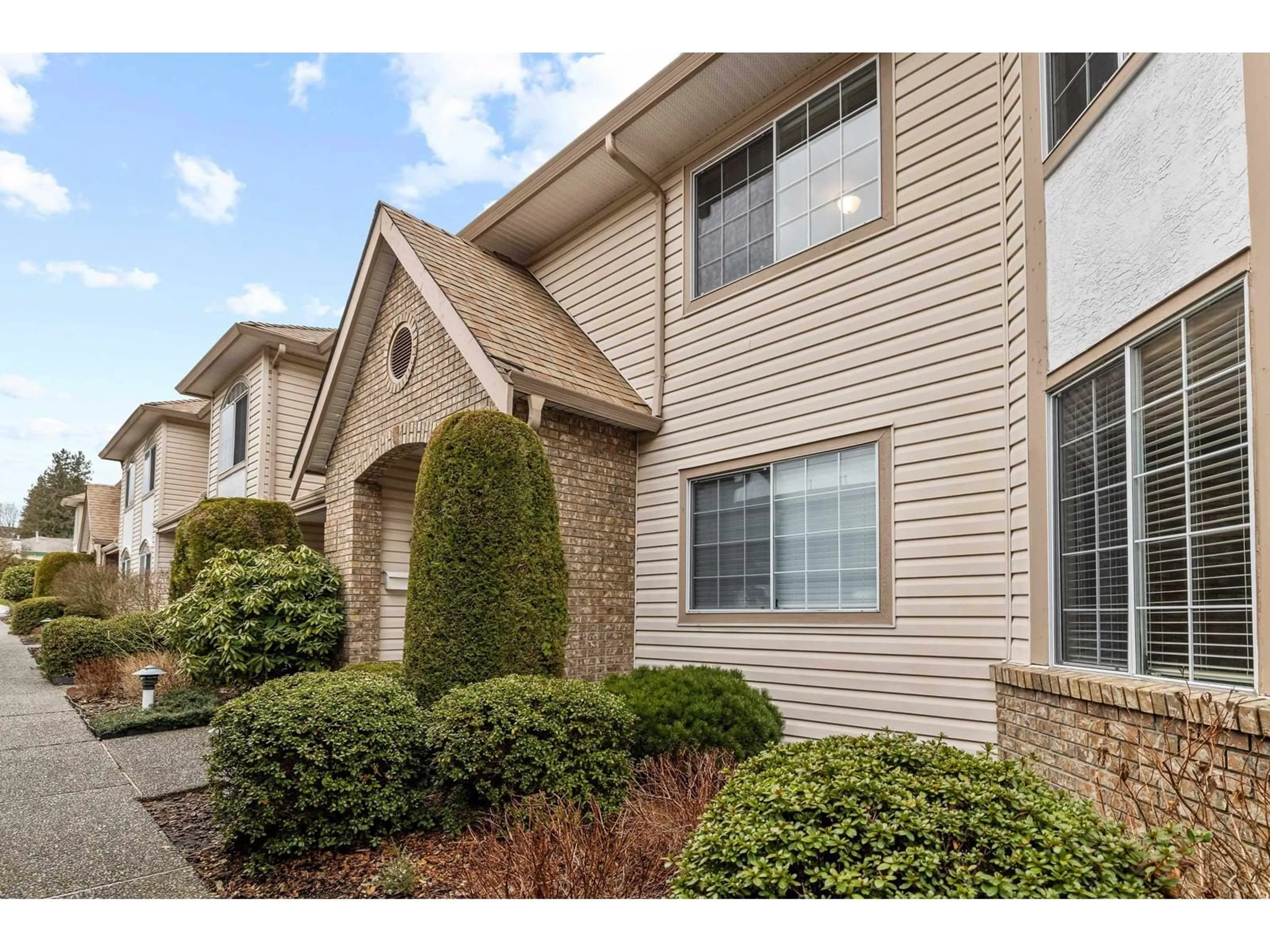 Unknown for 48 3110 TRAFALGAR STREET, Abbotsford British Columbia V2S7X7