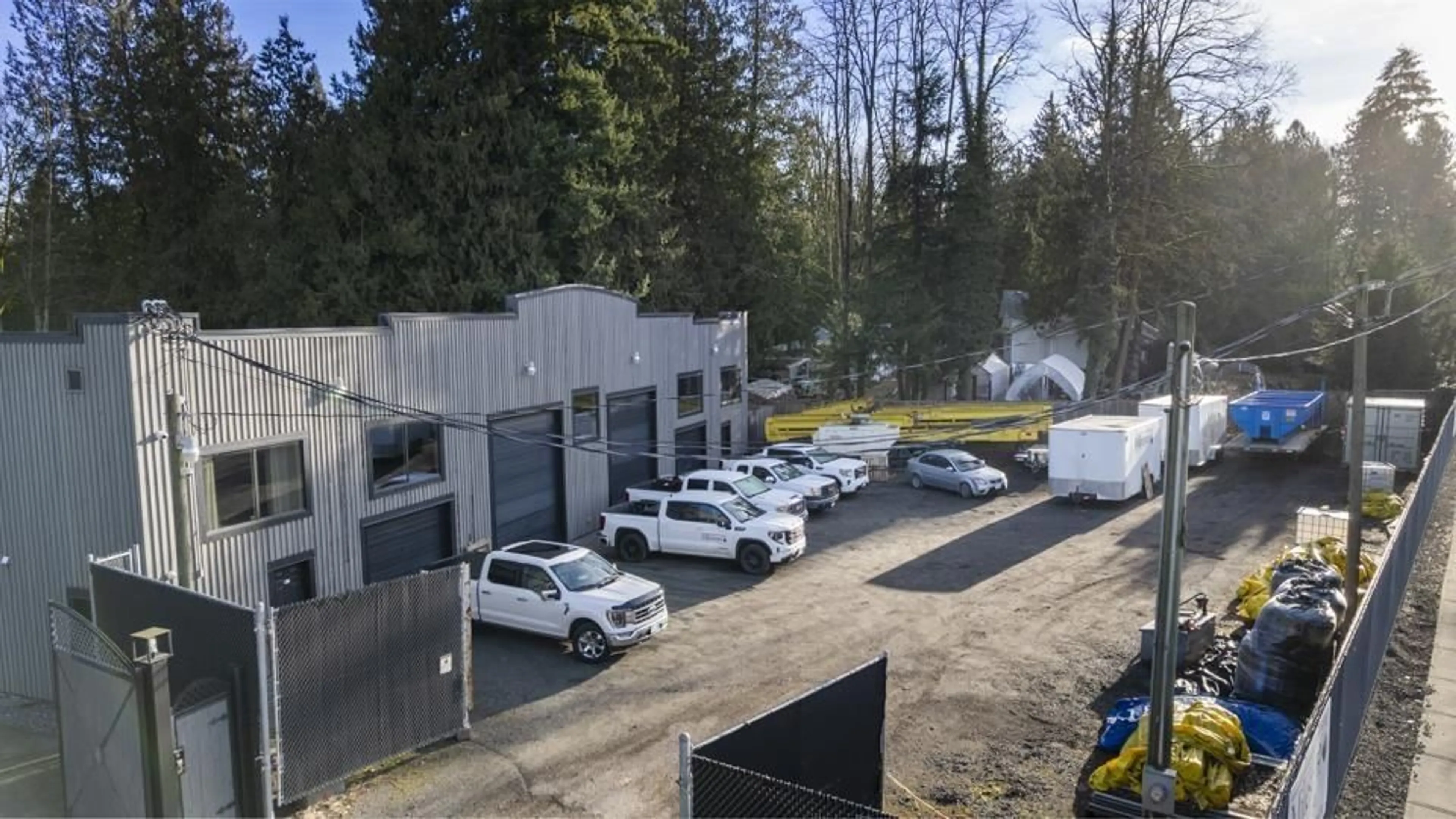 A pic from outside/outdoor area/front of a property/back of a property/a pic from drone, building for 23009 FRASER, Langley British Columbia V2Z2T2