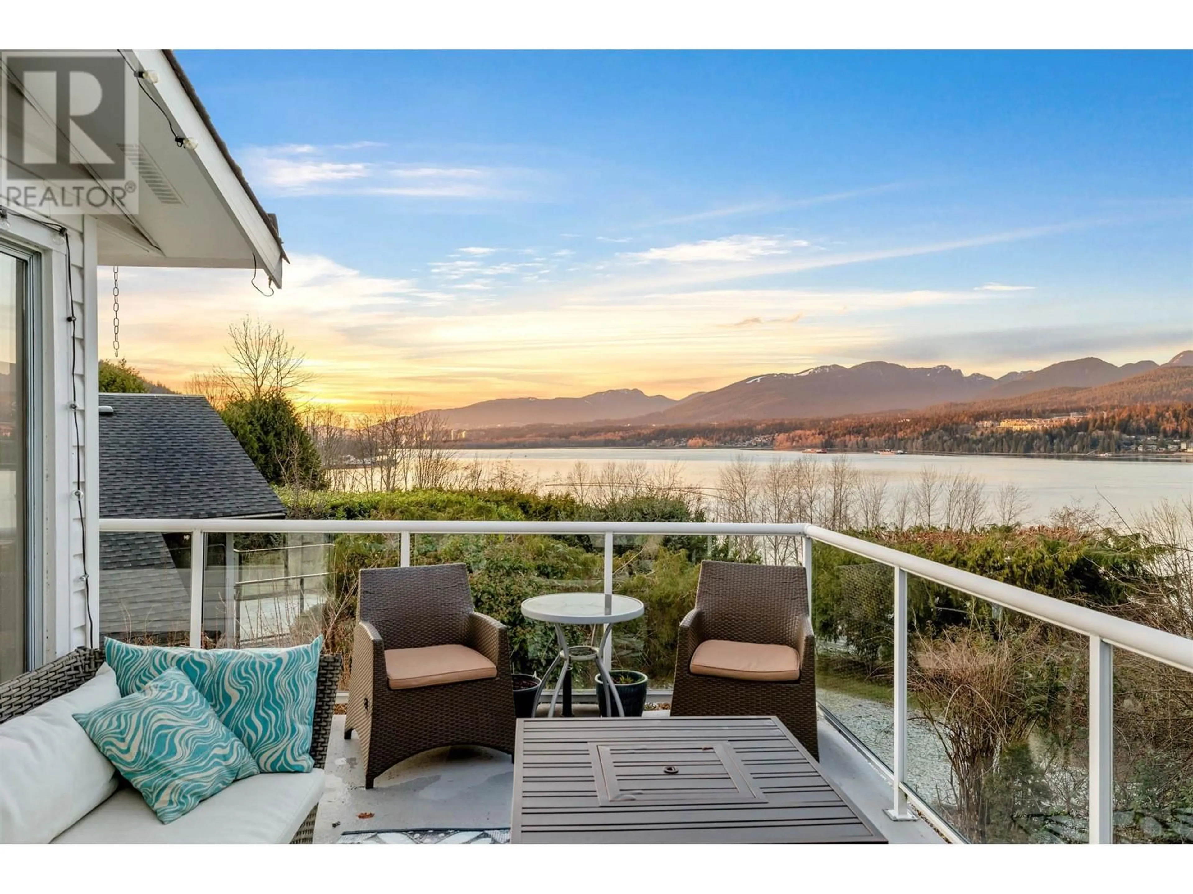 Patio, water/lake/river/ocean view for 452 NORTHCLIFFE CRESCENT, Burnaby British Columbia V5A1A1