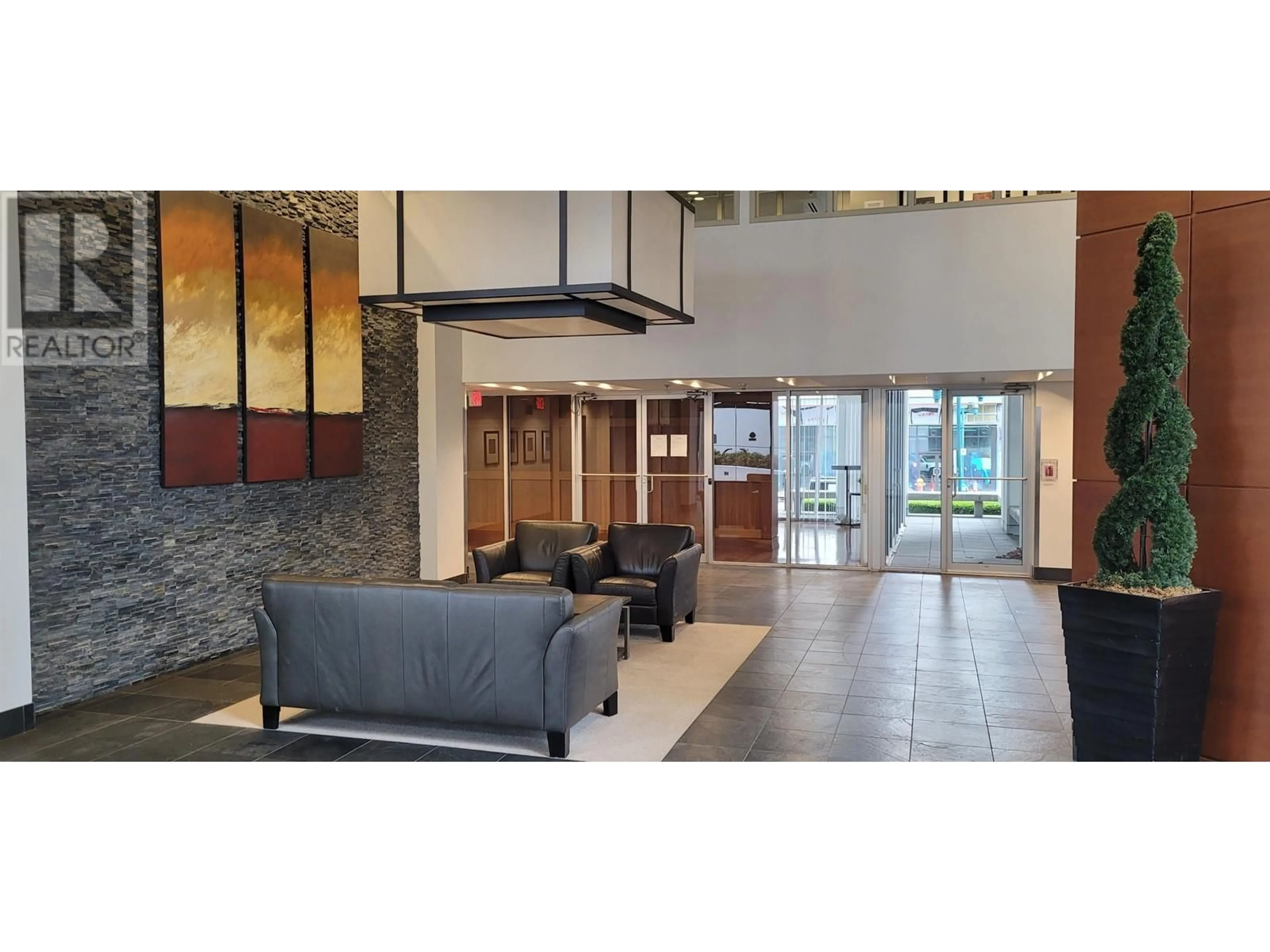 Lobby for 1703 2979 GLEN DRIVE, Coquitlam British Columbia V3B0B2