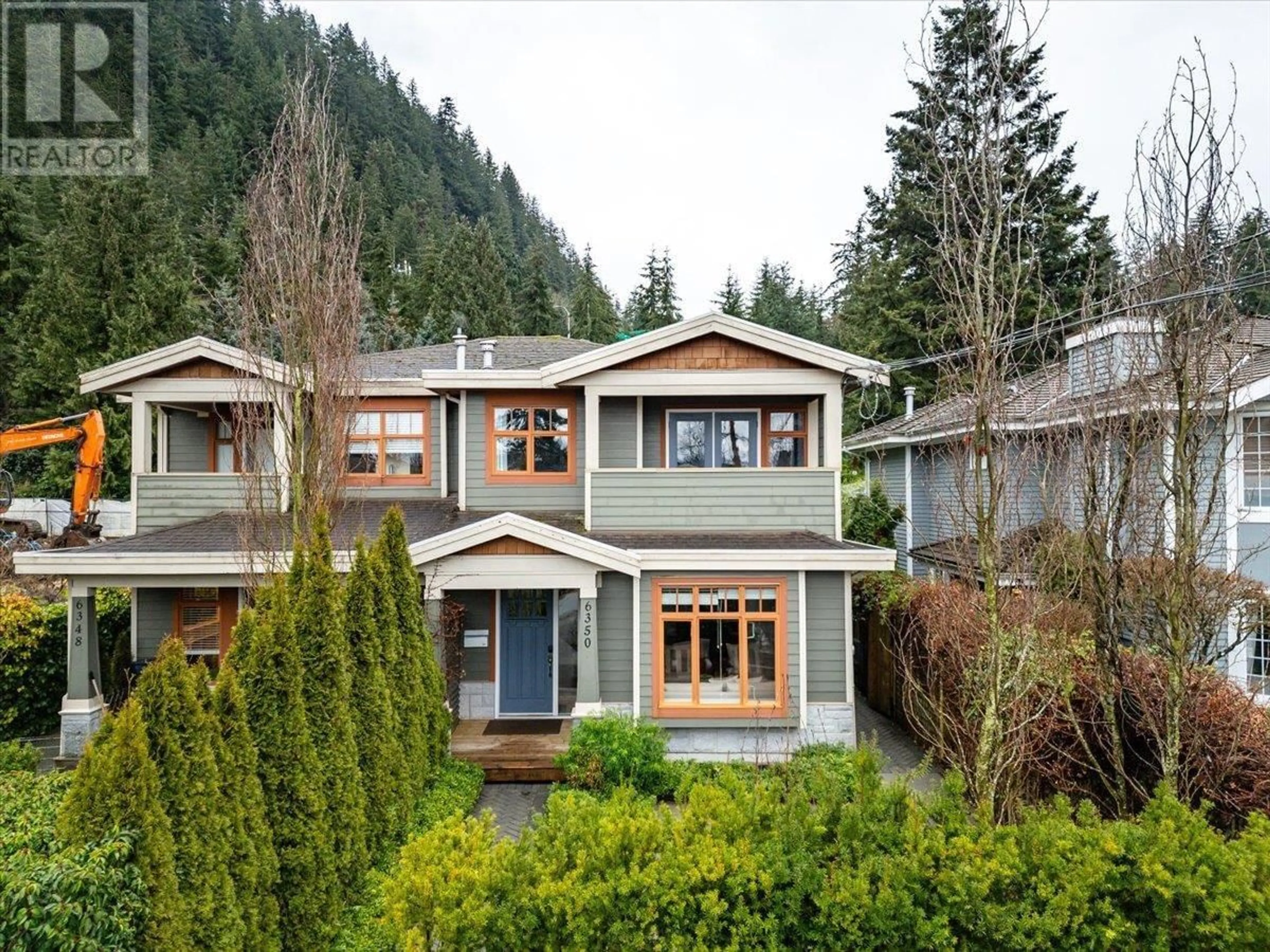 Home with vinyl exterior material, mountain view for 6350 DOUGLAS STREET, West Vancouver British Columbia V7W2E9