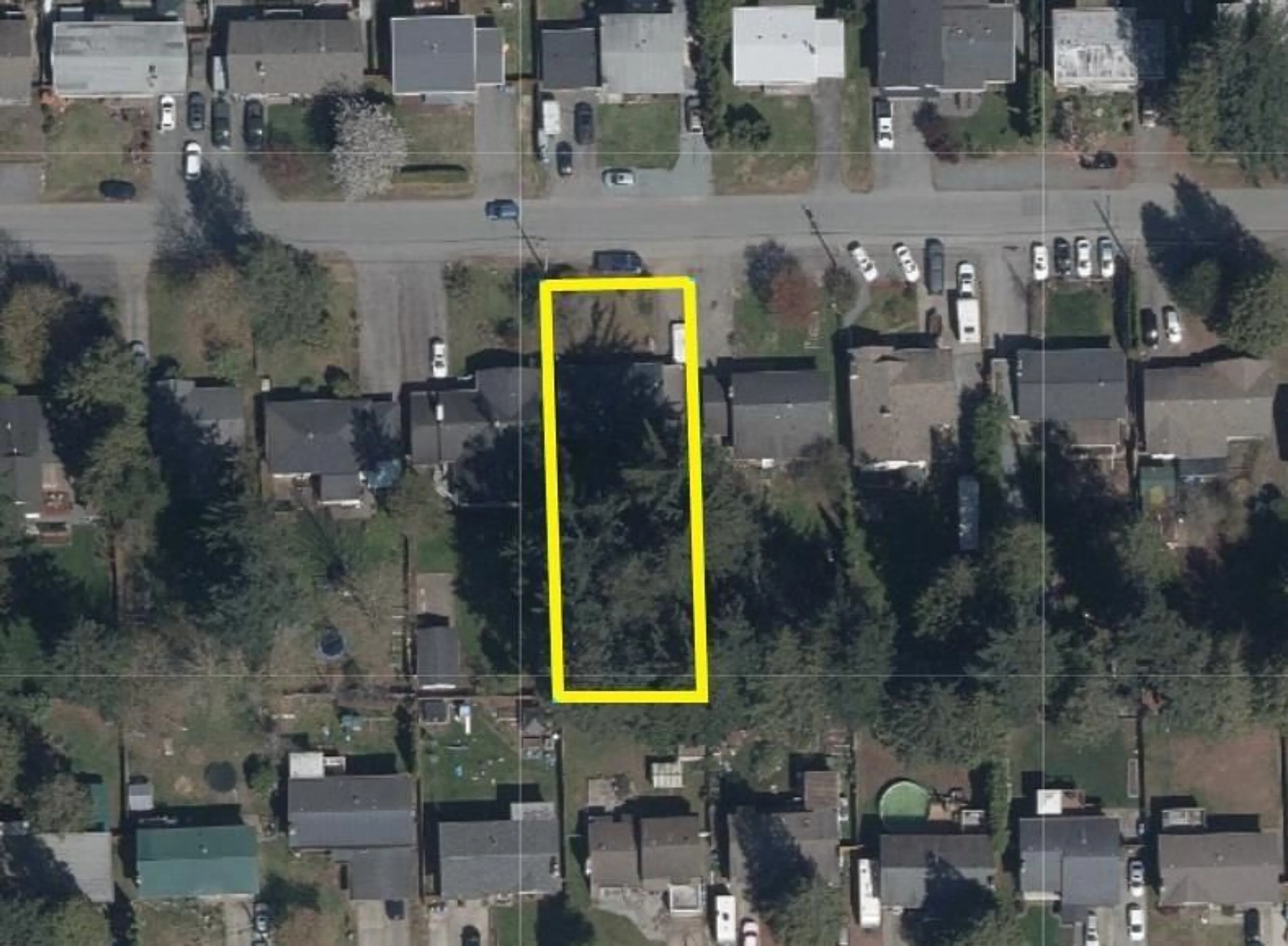 A pic from outside/outdoor area/front of a property/back of a property/a pic from drone, street for 34508 KENT AVENUE, Abbotsford British Columbia V2S2W8