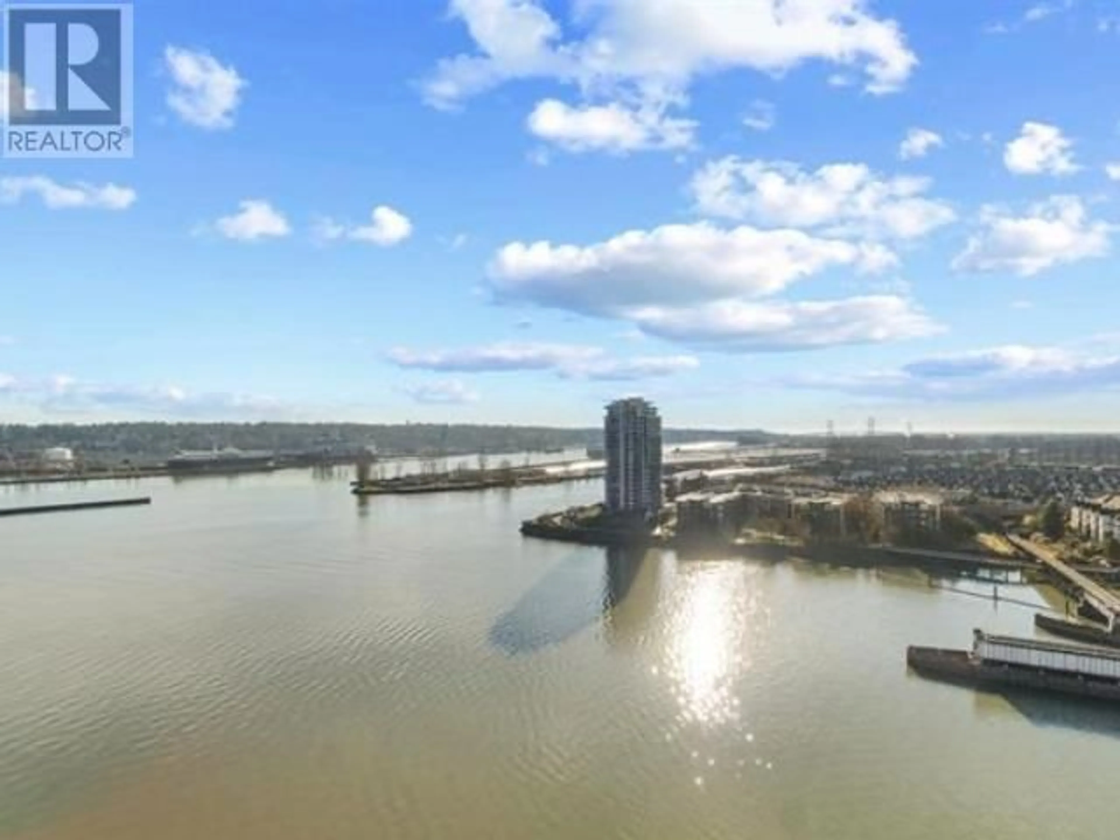 Unknown for 203 1250 QUAYSIDE DRIVE, New Westminster British Columbia V3M6E2