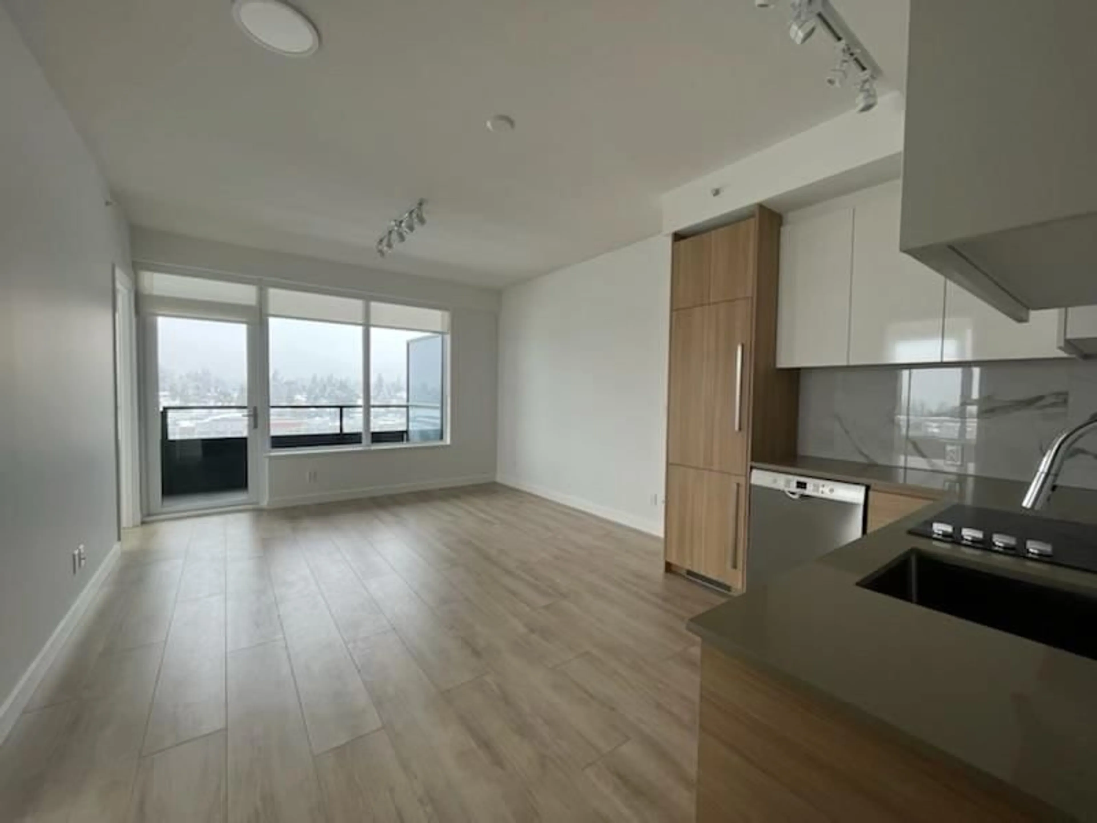 A pic of a room for 1012 - 10626 CITY, Surrey British Columbia V3T0S3