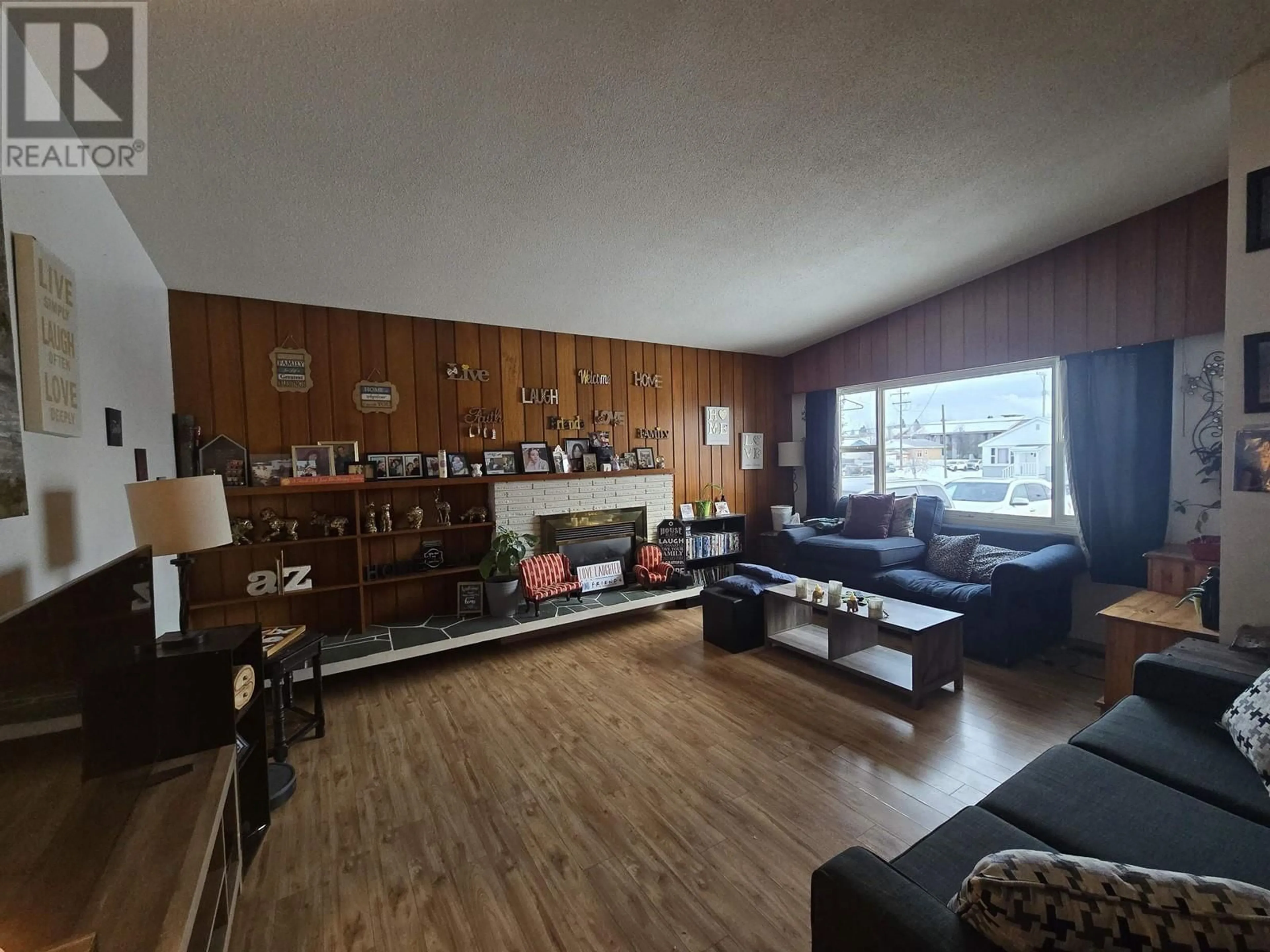 A pic of a room for 1221 BURDEN STREET, Prince George British Columbia V2M2J3