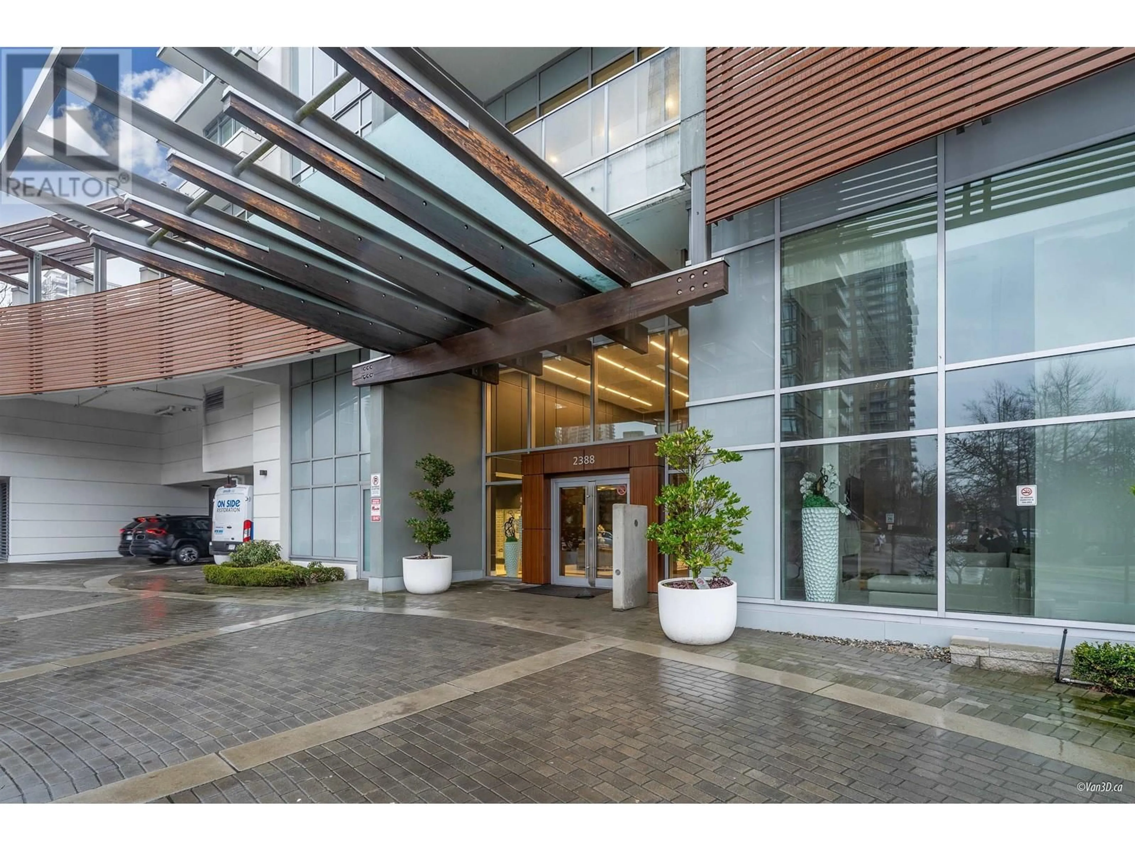 Indoor foyer for 709 2388 MADISON AVENUE, Burnaby British Columbia V5C0K8