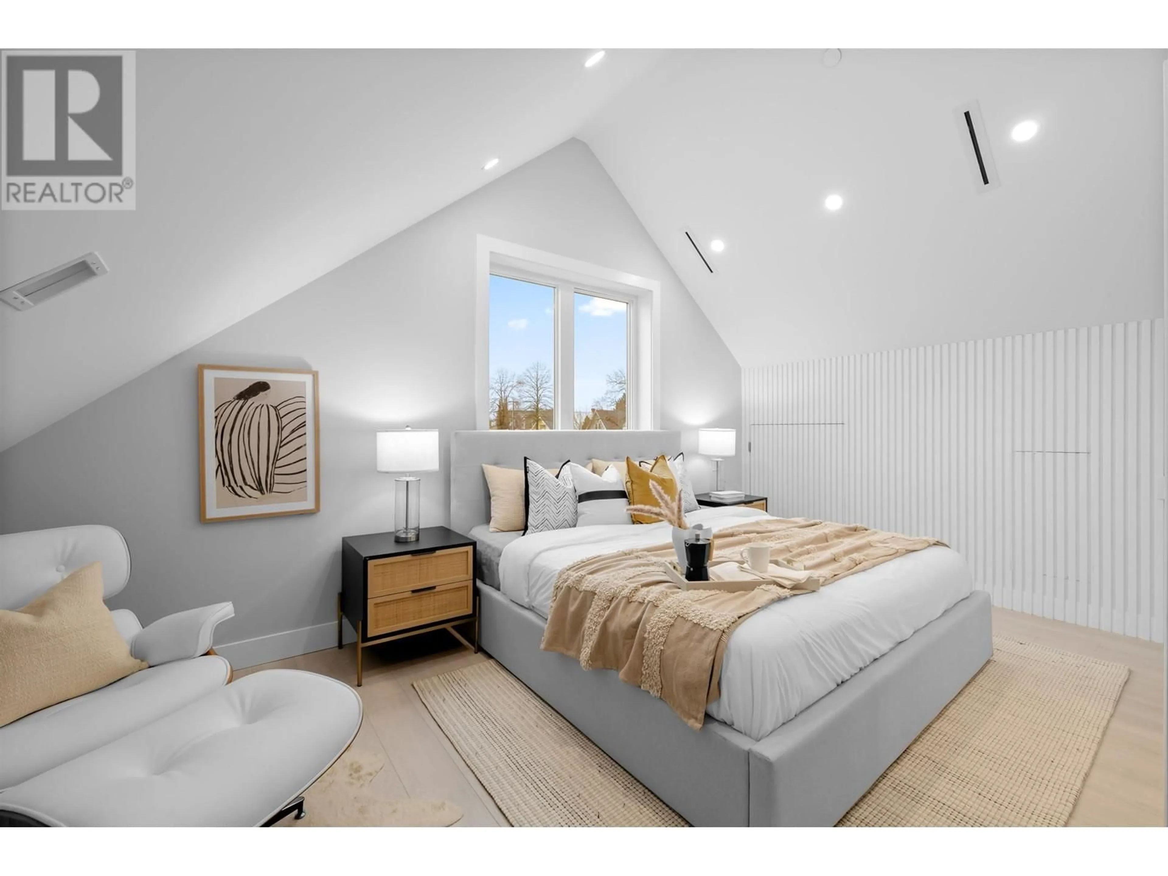 Bedroom with bed, wood/laminate floor for 4041 ST CATHERINES STREET, Vancouver British Columbia V5V4L7