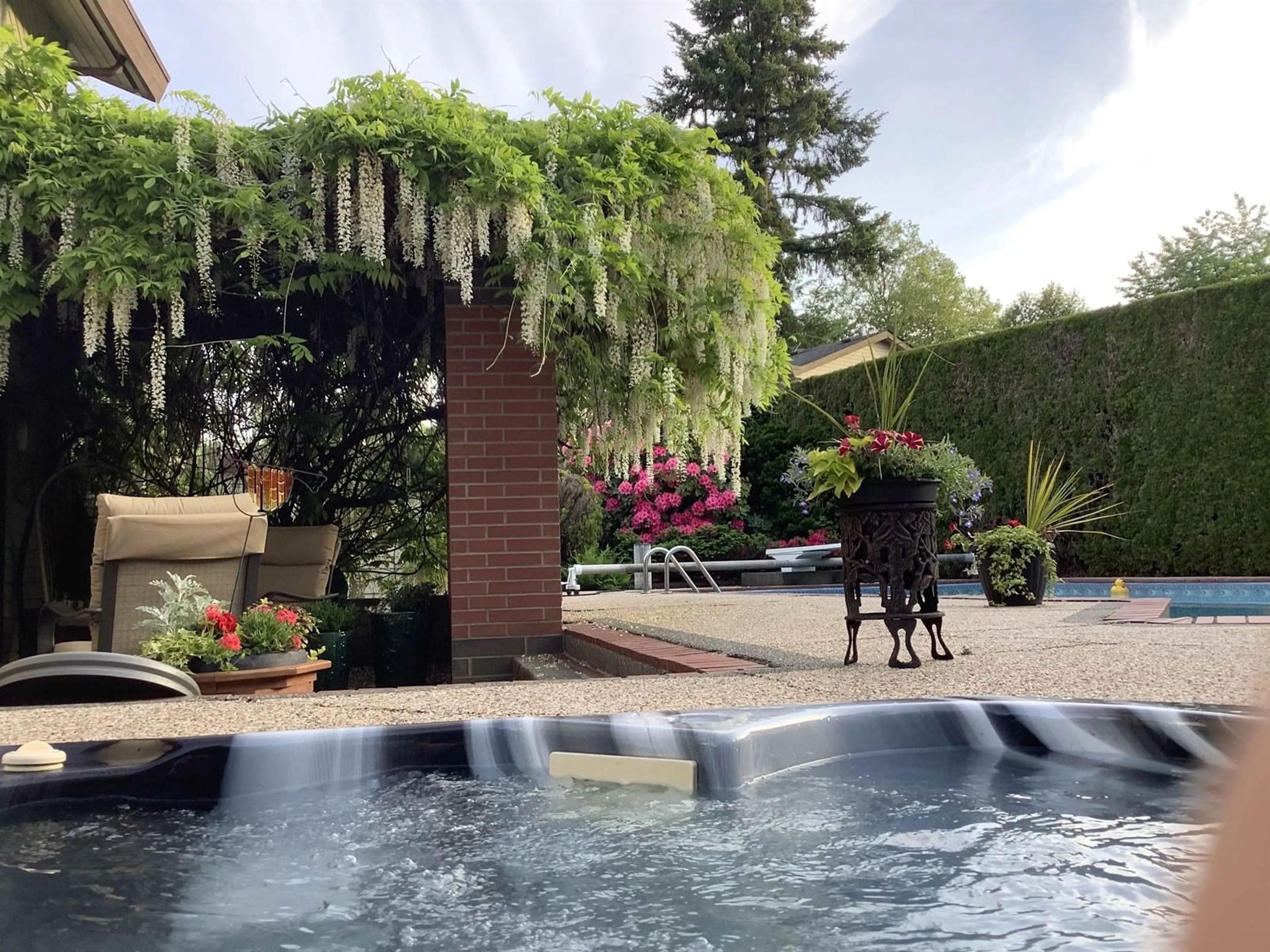 Pool for 8913 JEDBURGH PLACE, Surrey British Columbia V3V6S1