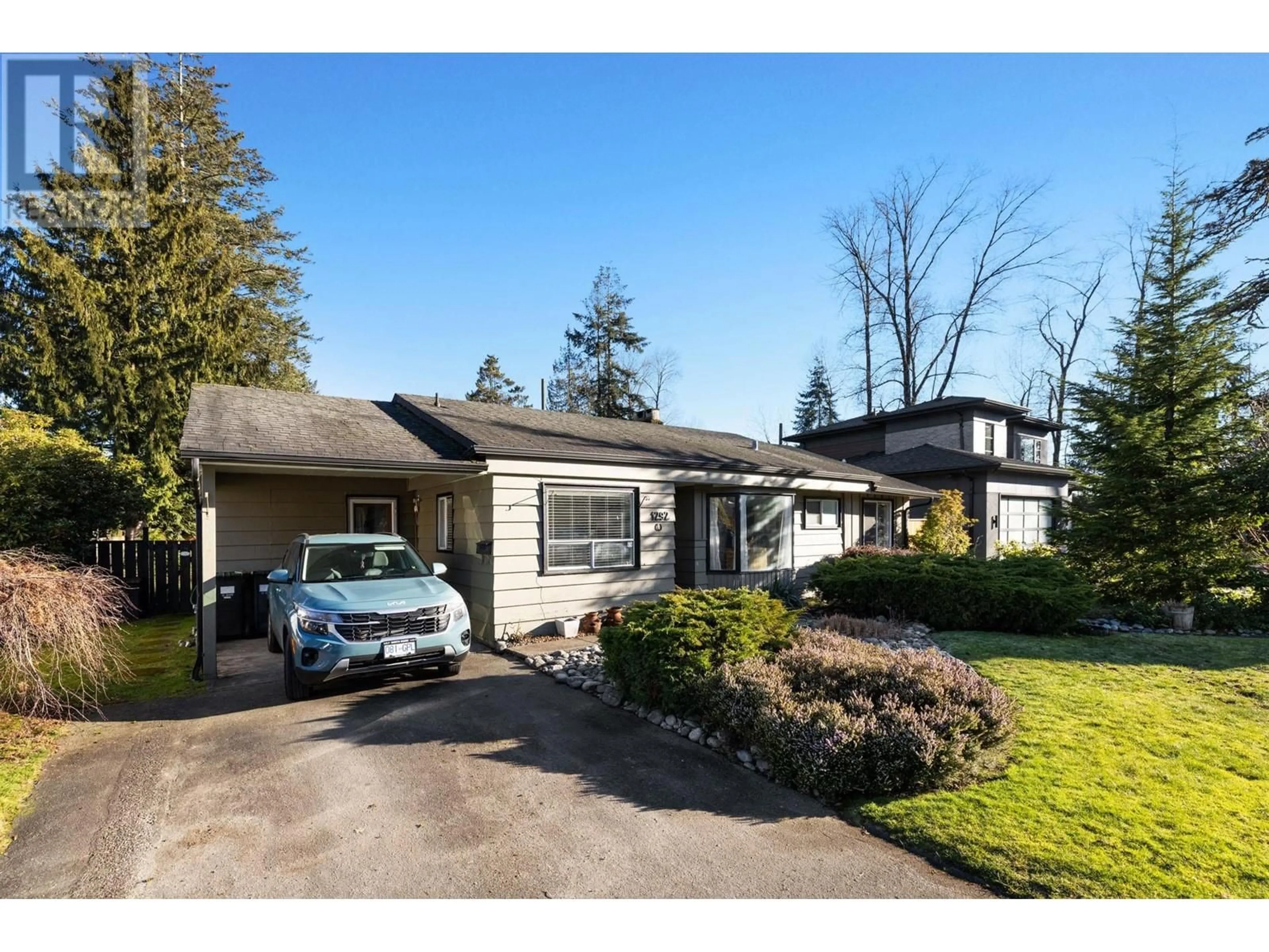 Unknown for 1292 SILVERWOOD CRESCENT, North Vancouver British Columbia V7P1J5