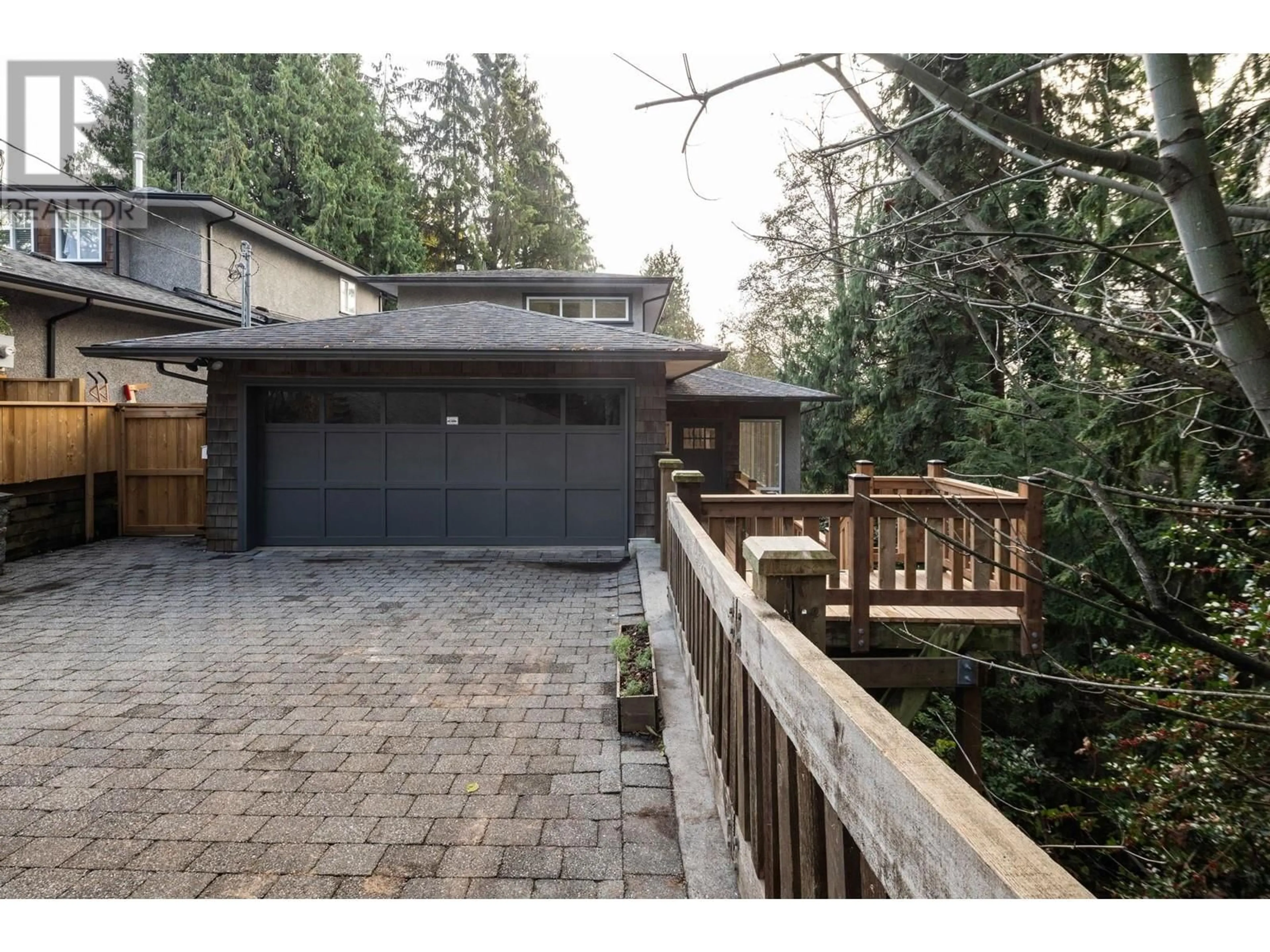 Unknown for 625 W 22ND STREET, North Vancouver British Columbia V7M2A8