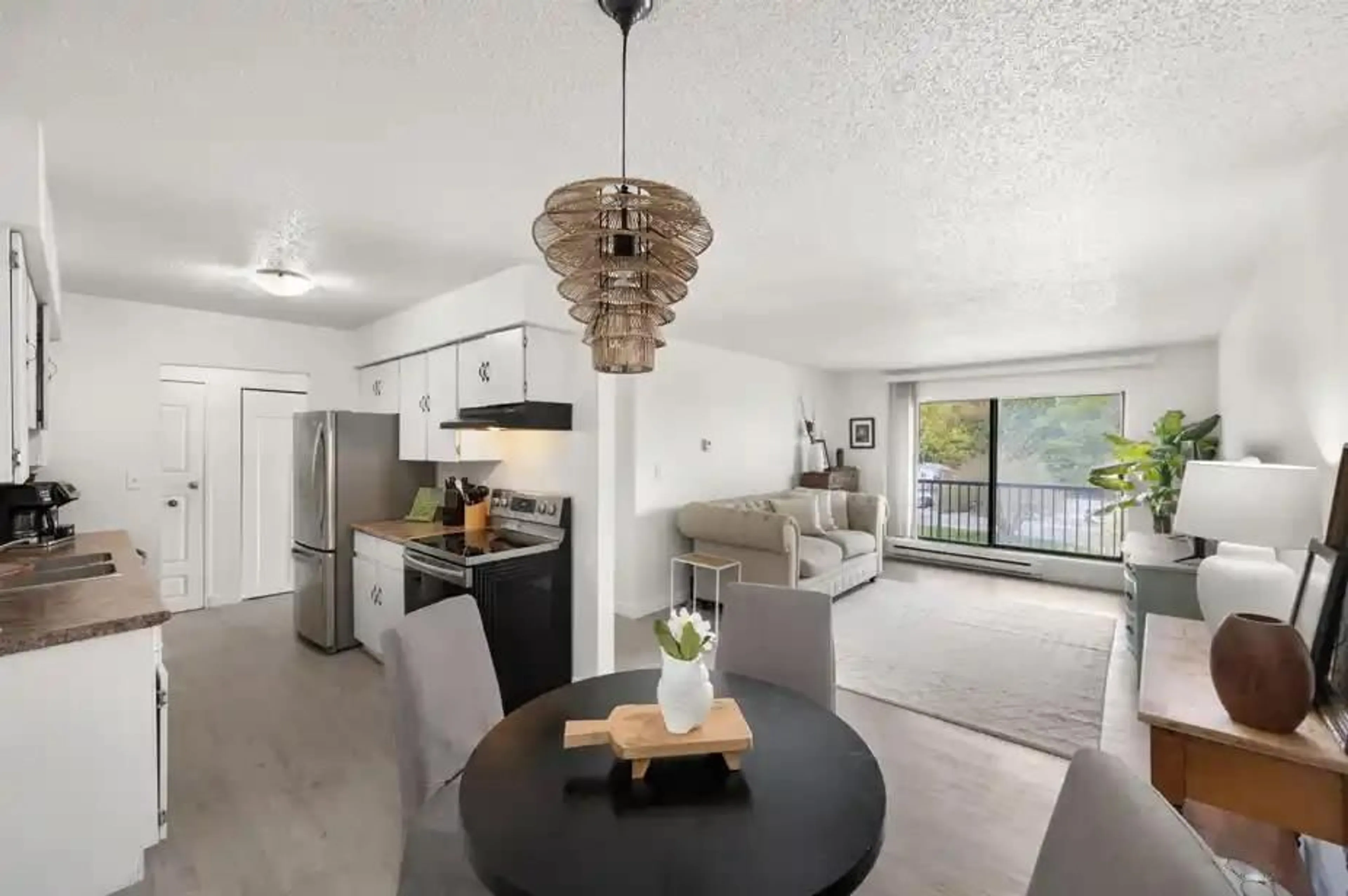 Open concept kitchen, unknown for 322 - 45598 MCINTOSH DRIVE, Chilliwack British Columbia V2P7J3