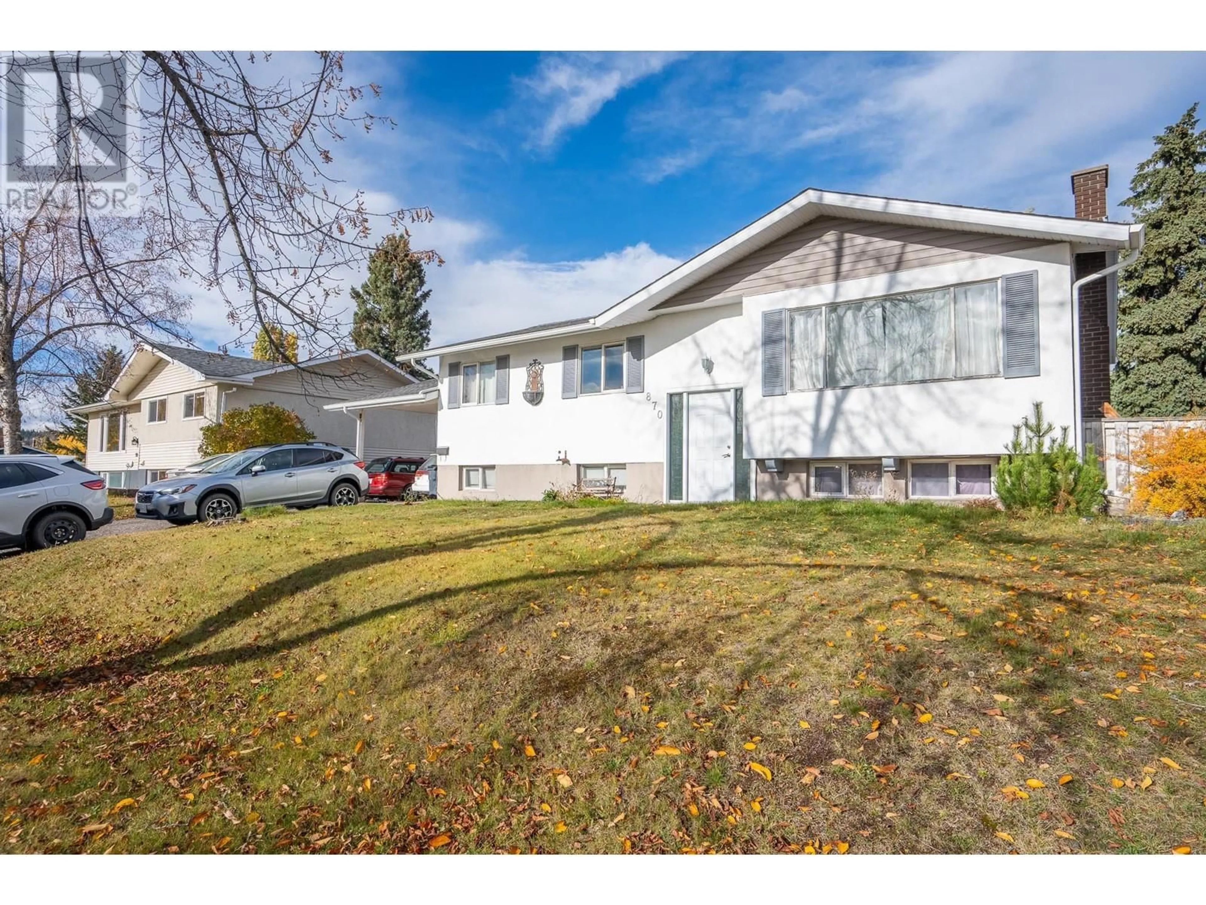 A pic from outside/outdoor area/front of a property/back of a property/a pic from drone, street for 870 WARREN AVENUE, Prince George British Columbia V2M3V7