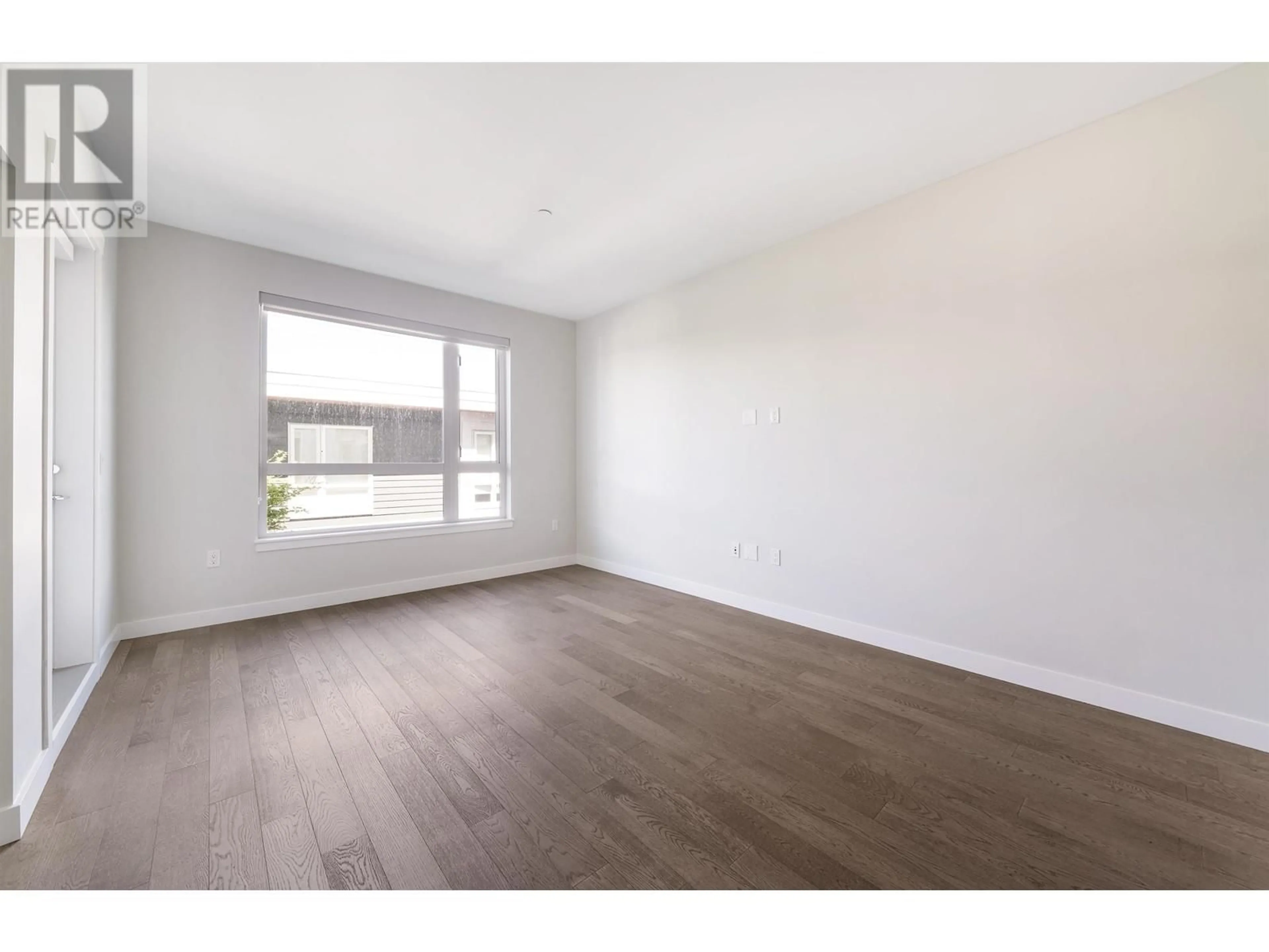 A pic of a room for 202 4080 YUKON STREET, Vancouver British Columbia V5Y0L4