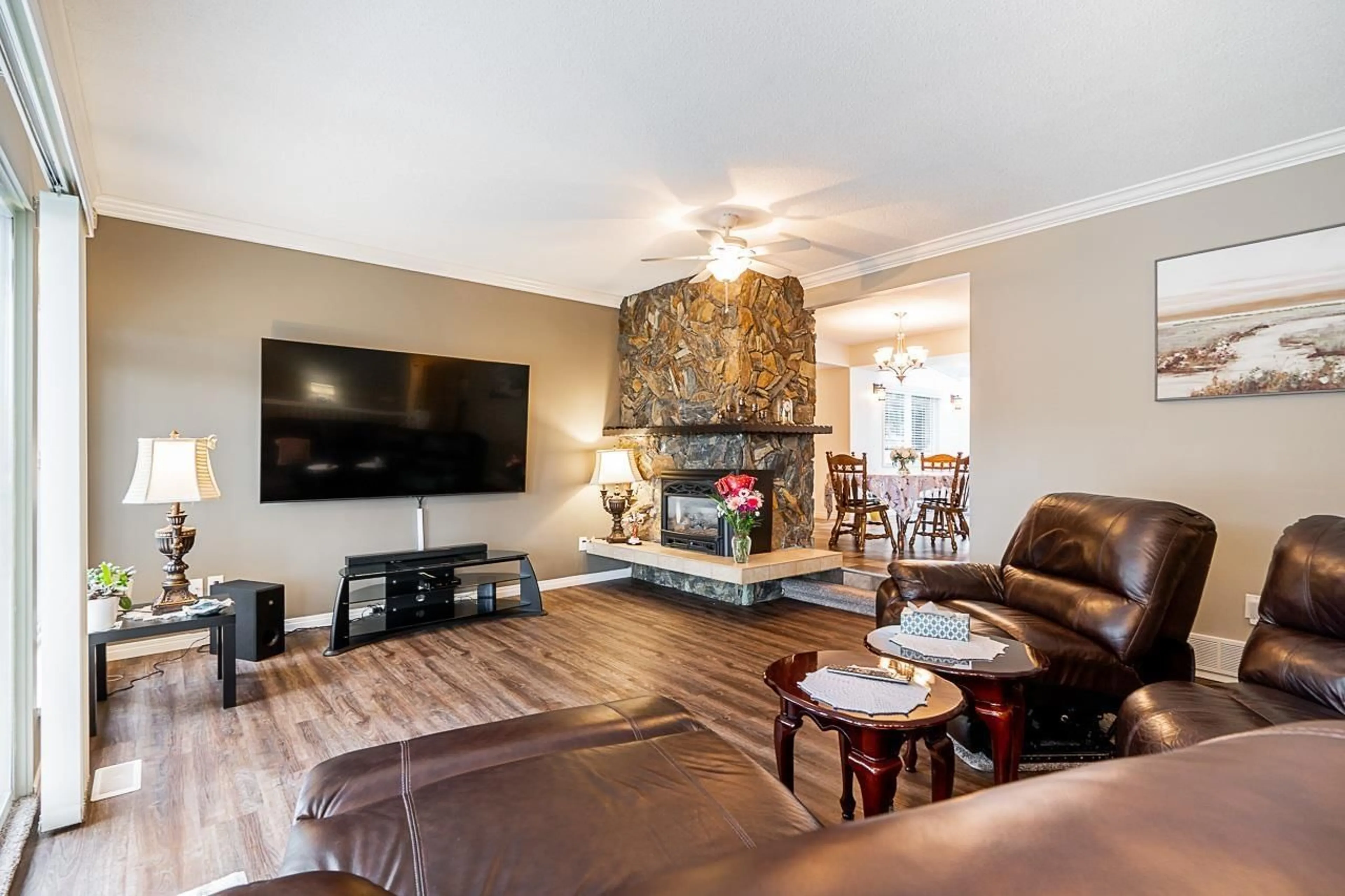 Living room with furniture, unknown for 8833 DELCREST DRIVE, Delta British Columbia V4C3Z5