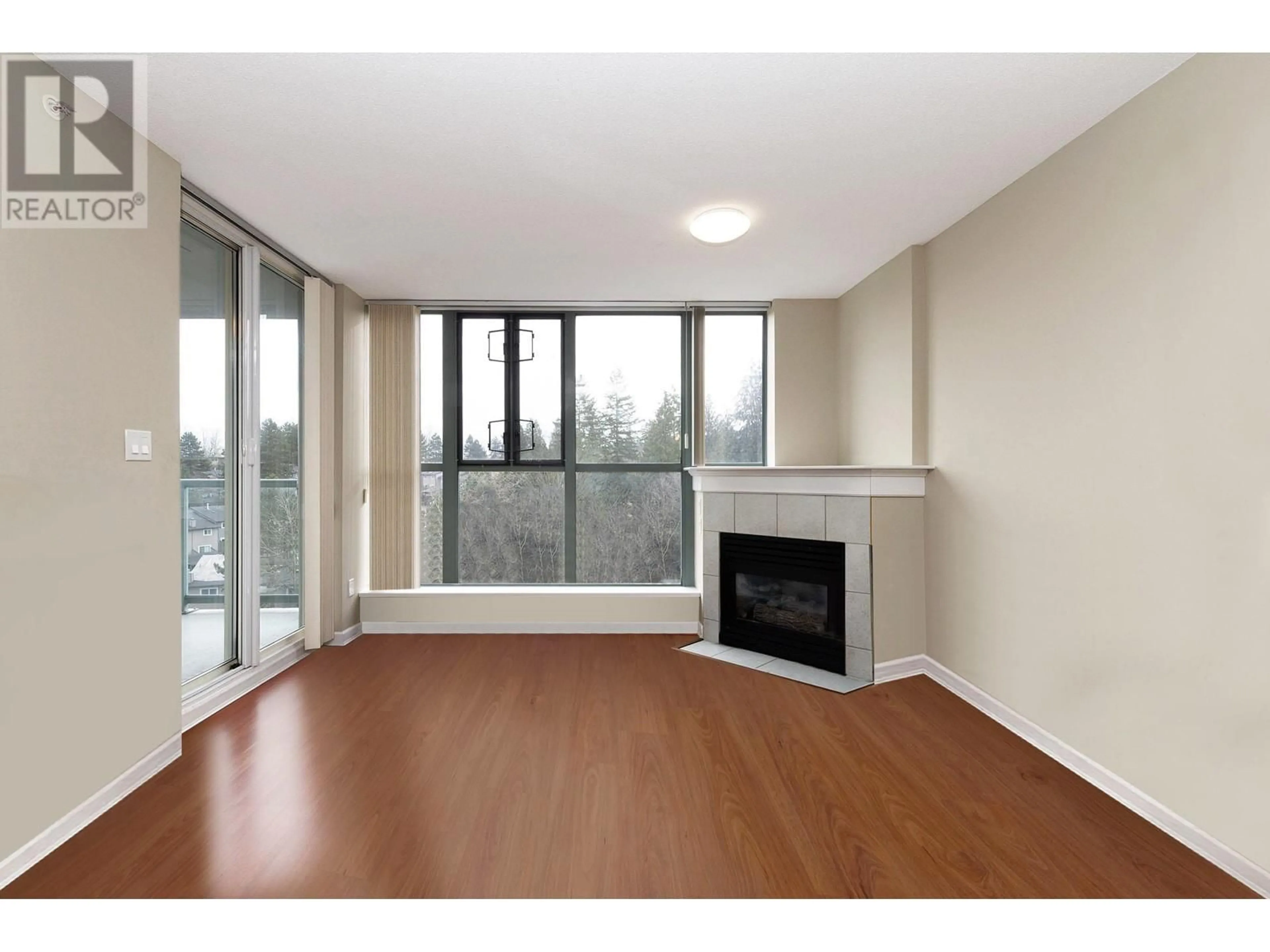 A pic of a room for 1202 - 200 NEWPORT DRIVE, Port Moody British Columbia V3H5B7