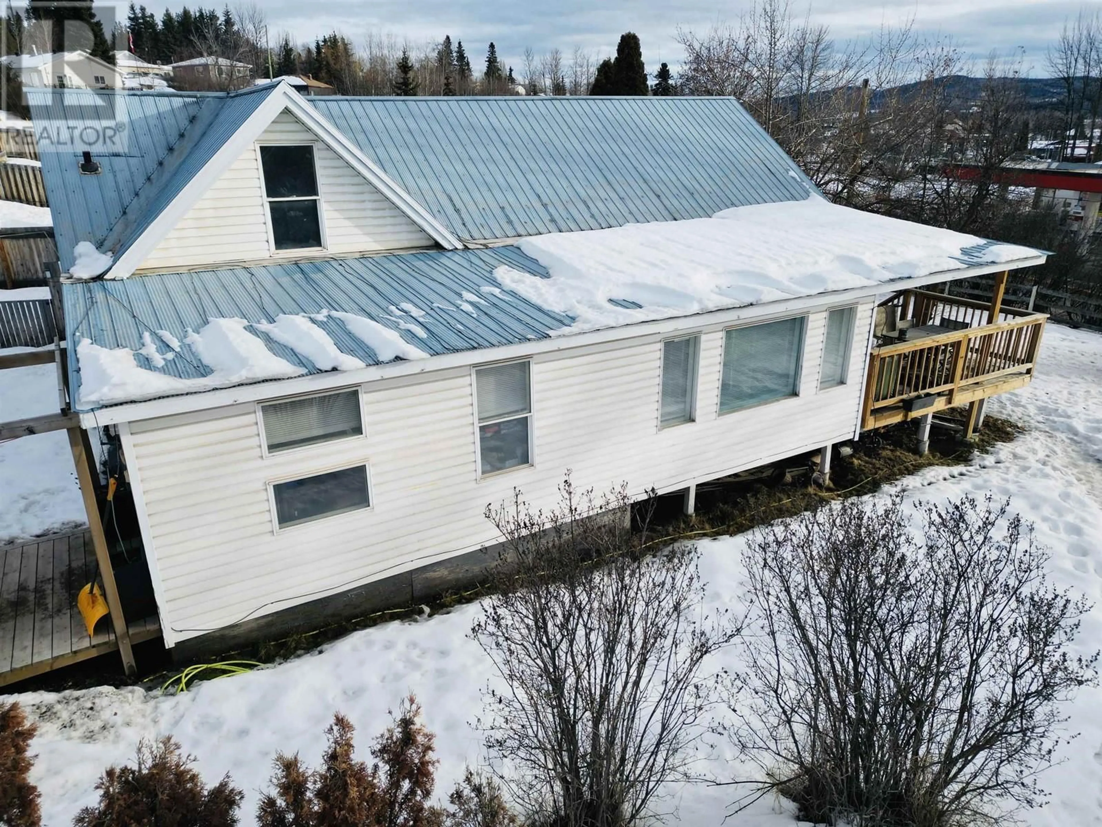 A pic from outside/outdoor area/front of a property/back of a property/a pic from drone, building for 30 8TH AVENUE, Burns Lake British Columbia V0J1E0