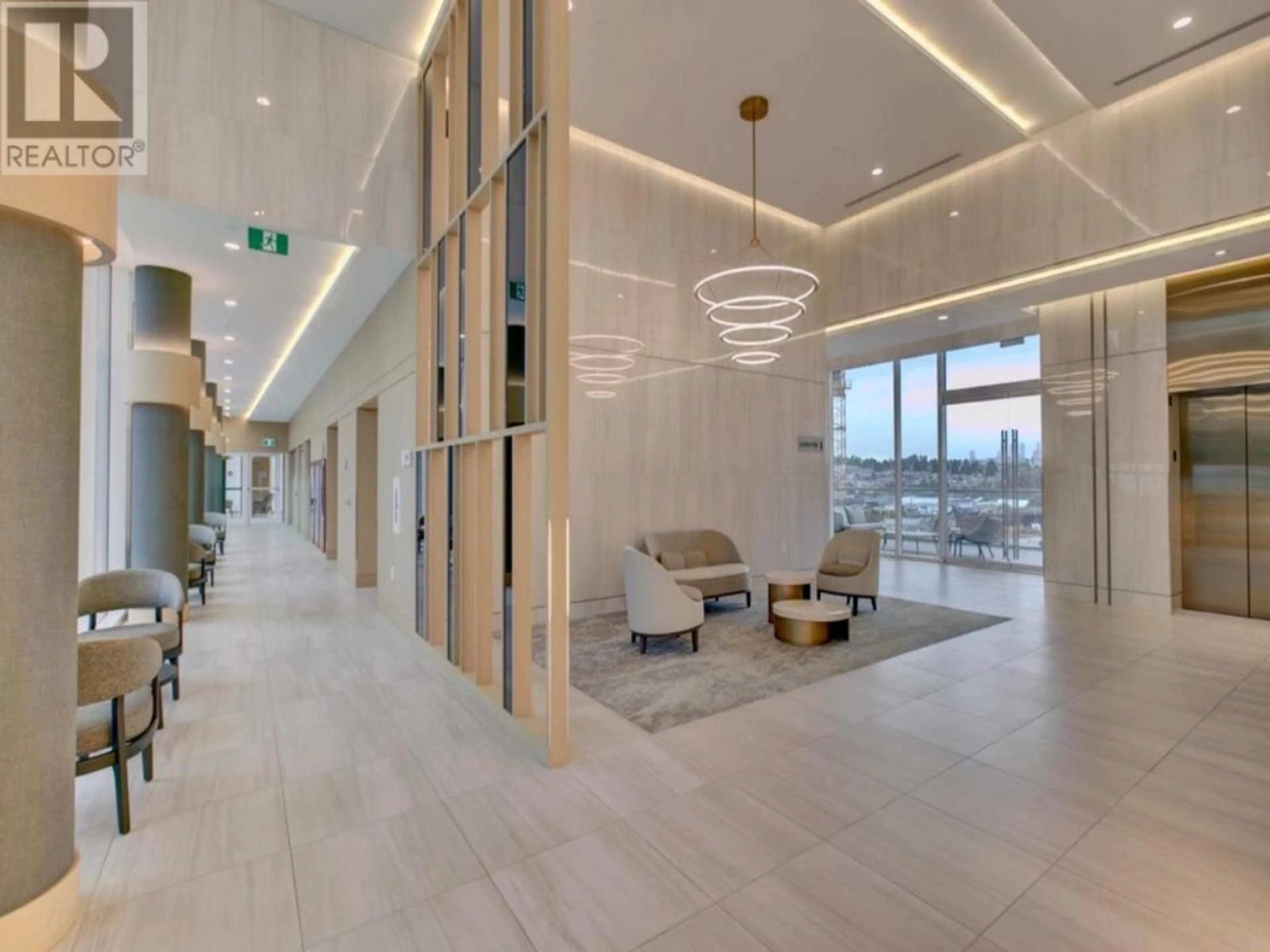 Indoor foyer for 1601 - 4890 LOUGHEED HIGHWAY, Burnaby British Columbia V5C0N2