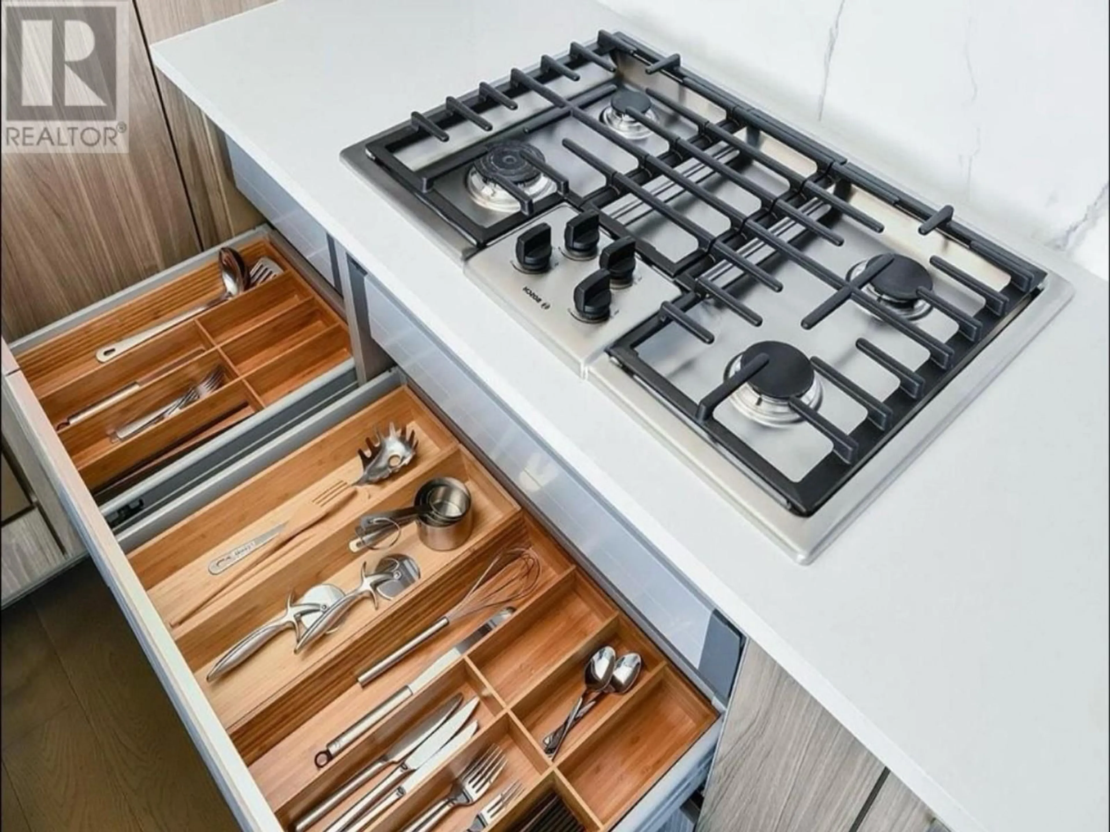 Contemporary kitchen, wood/laminate floor for 1601 - 4890 LOUGHEED HIGHWAY, Burnaby British Columbia V5C0N2