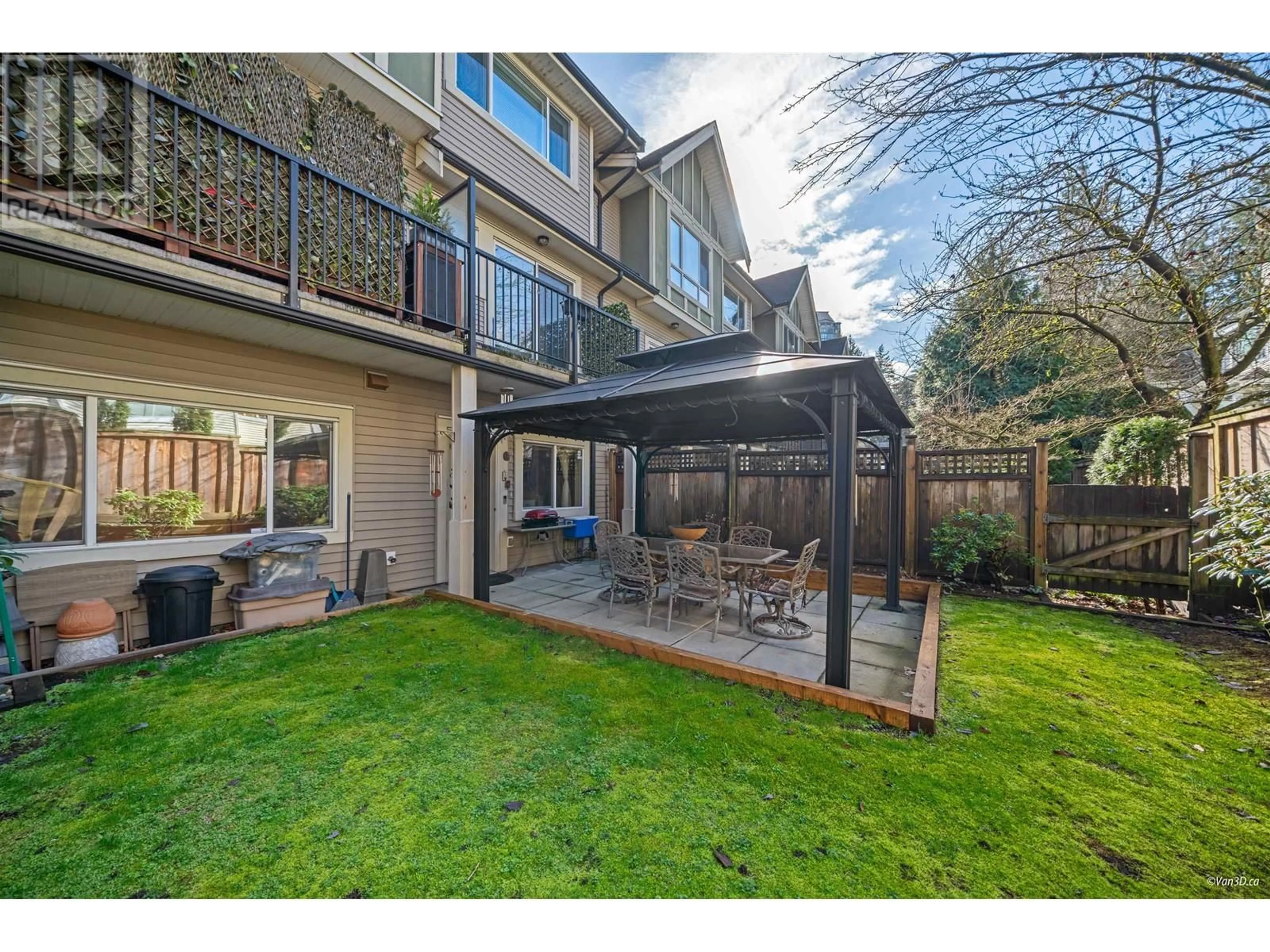 Patio, street for 5 - 6888 RUMBLE STREET, Burnaby British Columbia V5E1A8