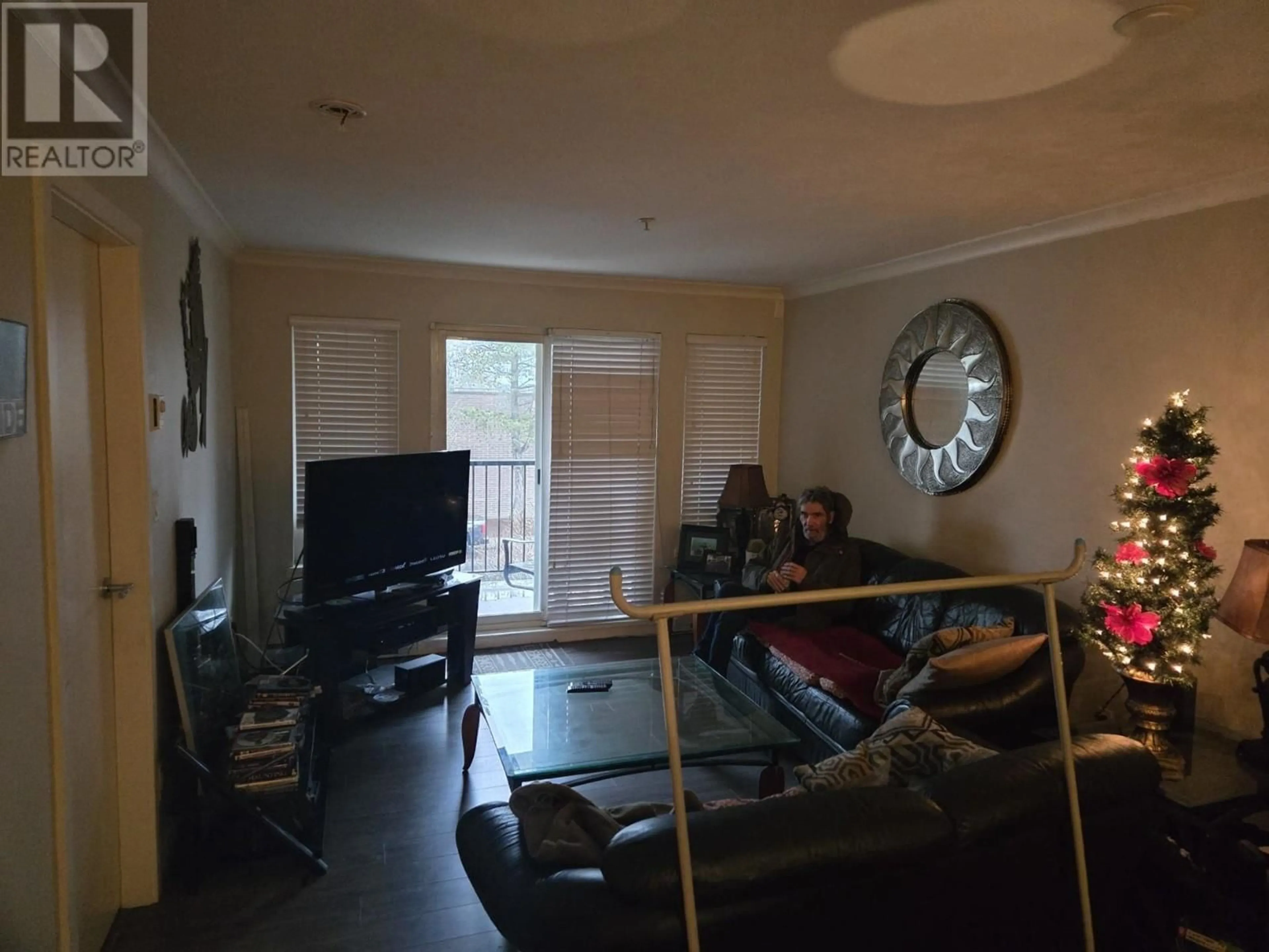 A pic of a room for 212 12075 EDGE STREET, Maple Ridge British Columbia V2X9E6