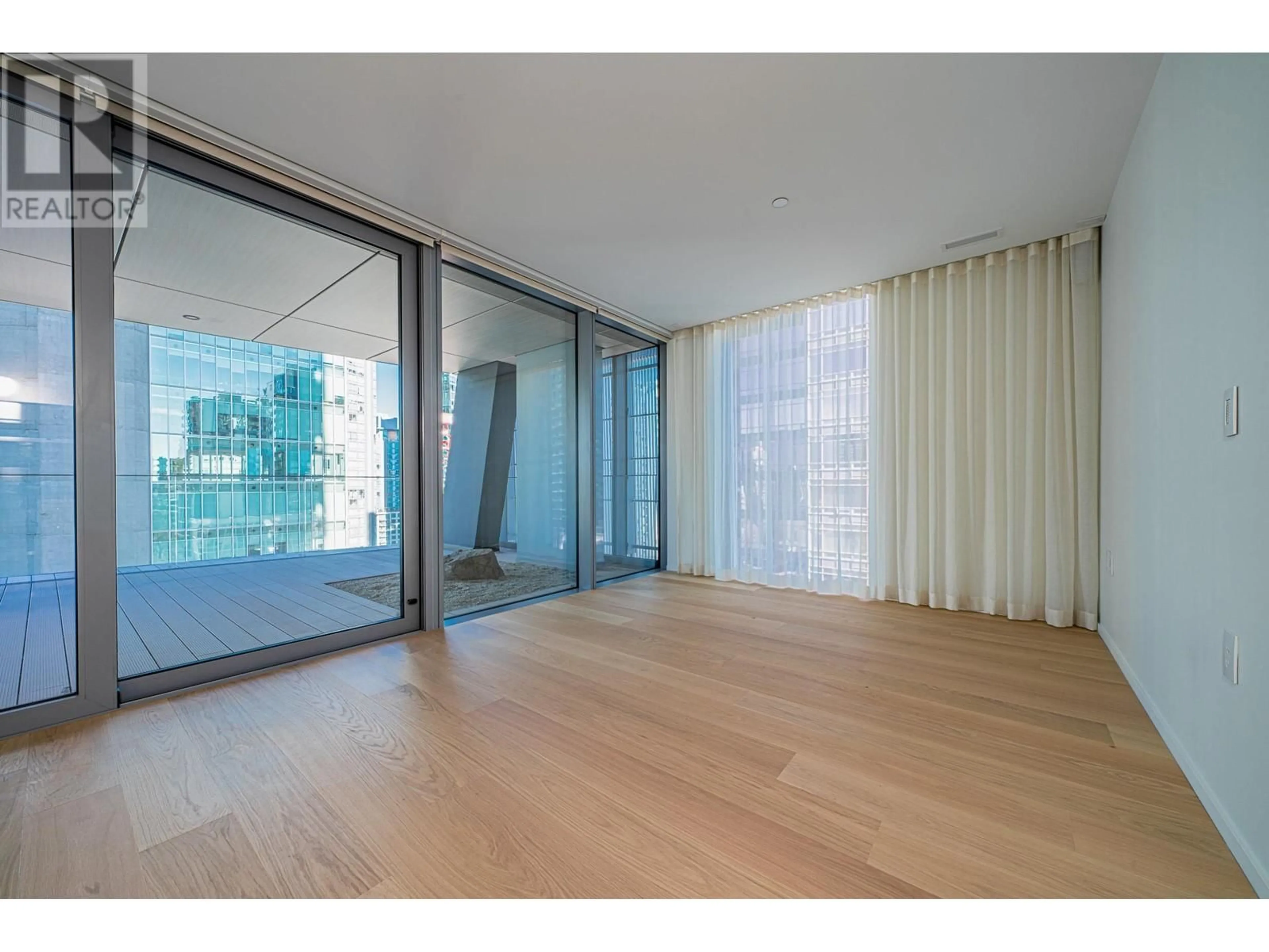 Indoor foyer for 1203 - 1568 ALBERNI STREET, Vancouver British Columbia V6G0E3