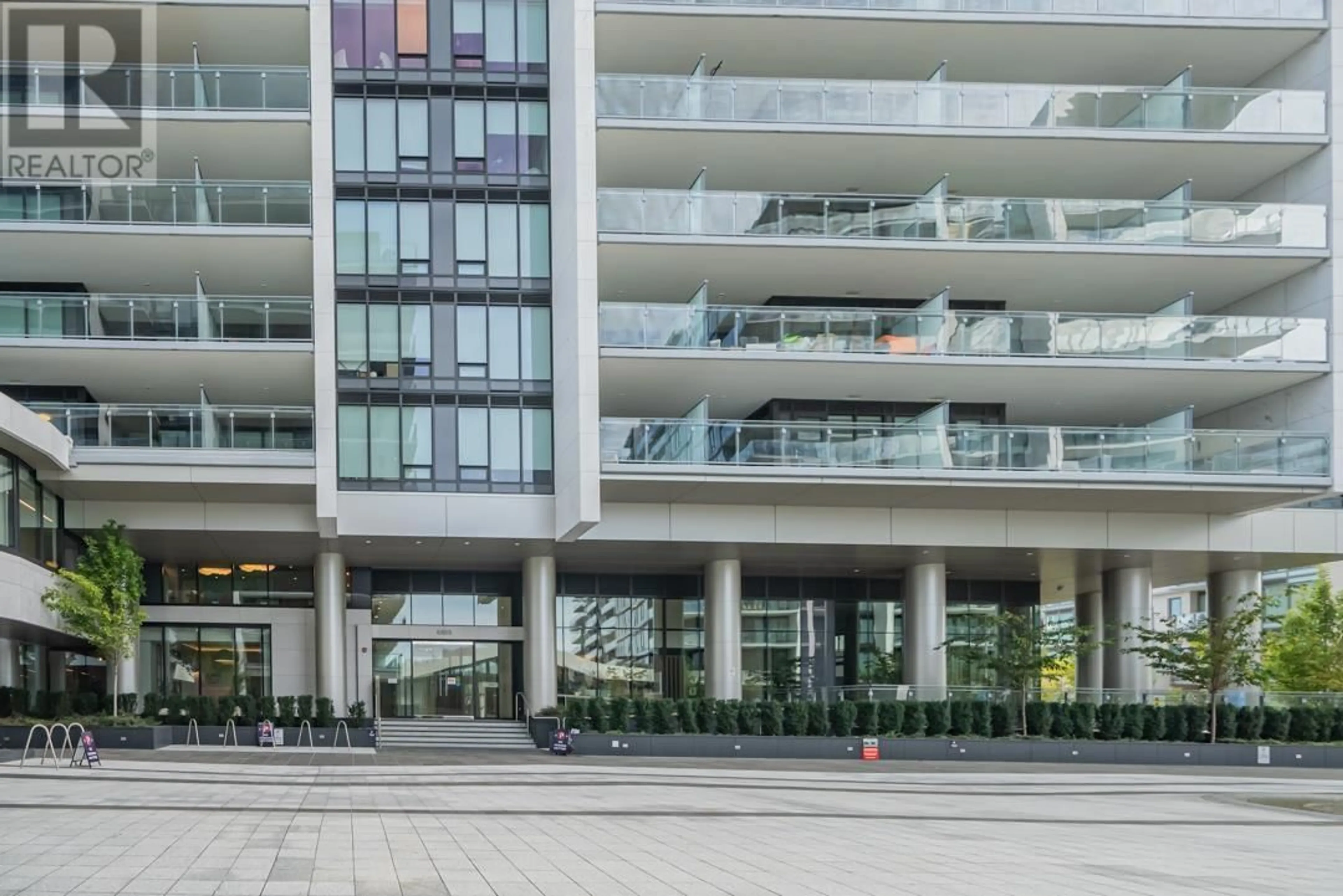 Indoor foyer for 306 - 6855 PEARSON WAY, Richmond British Columbia V7C0E9